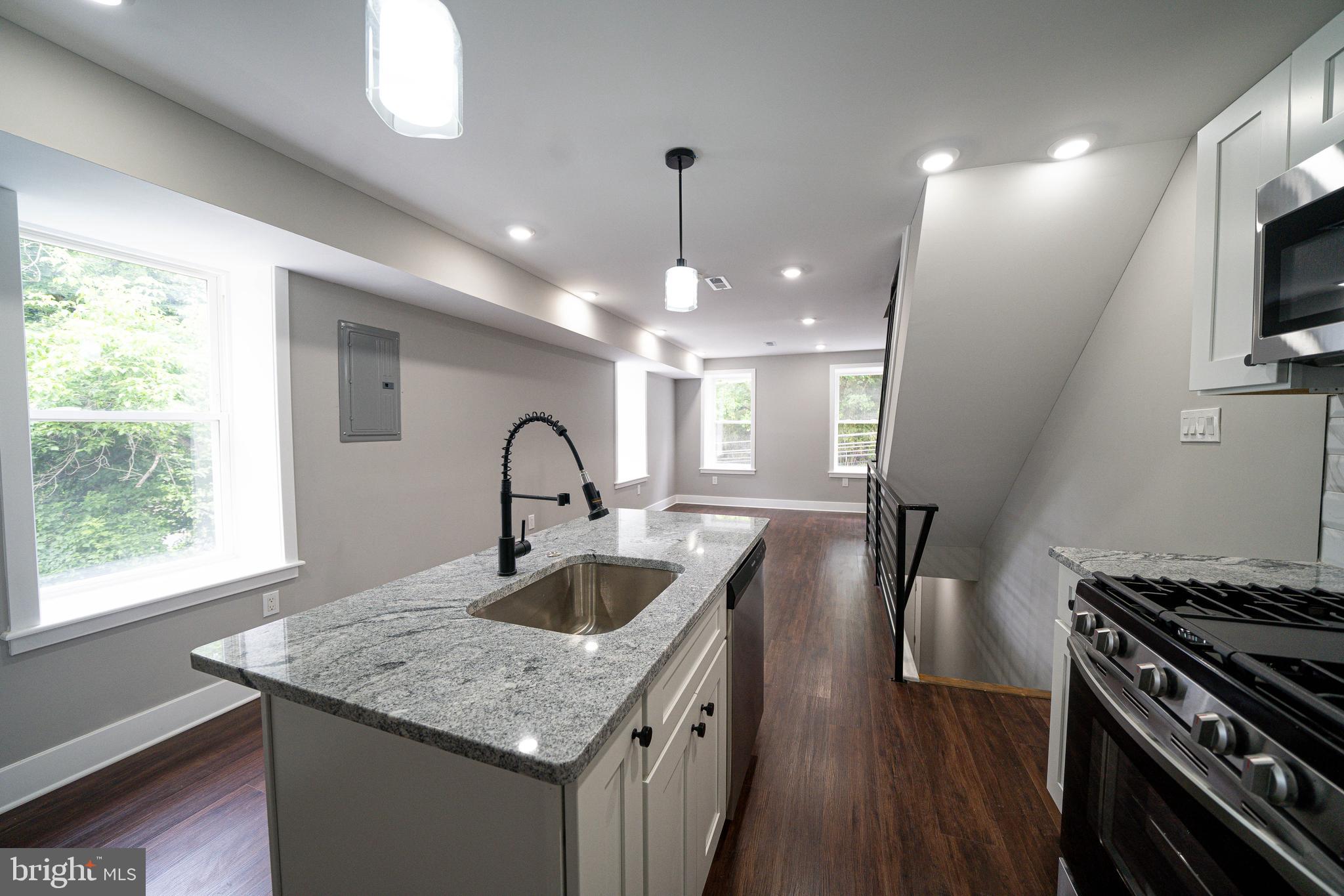 ELKINS PARK - Residential Lease