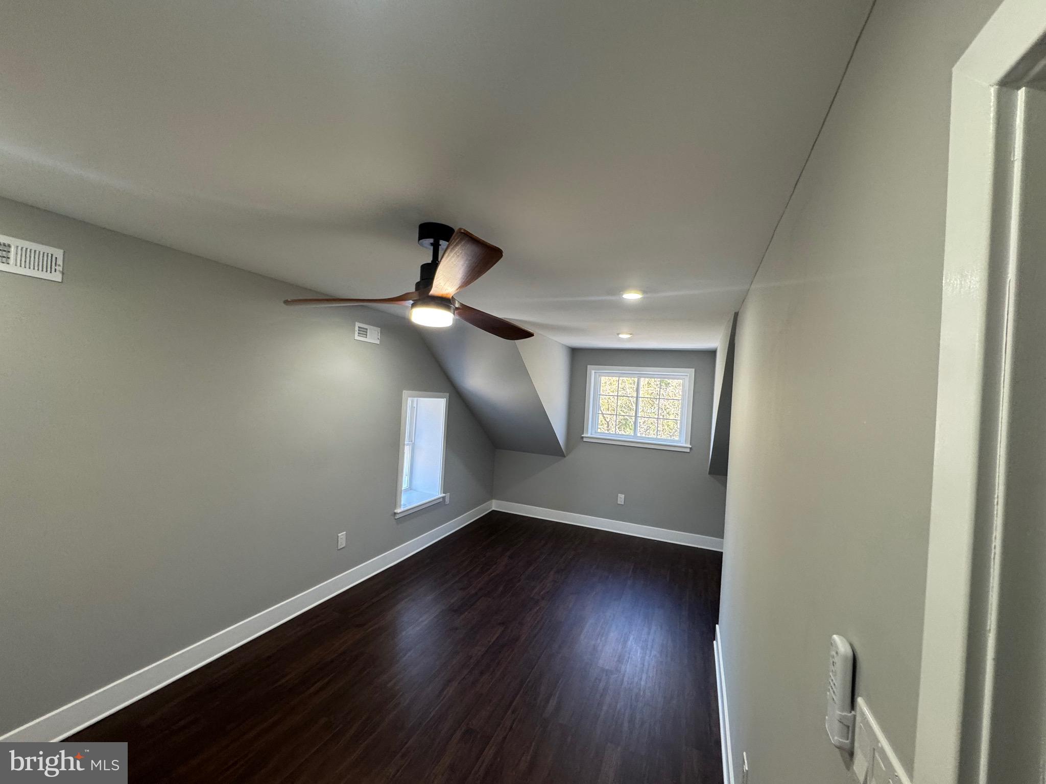 ELKINS PARK - Residential Lease