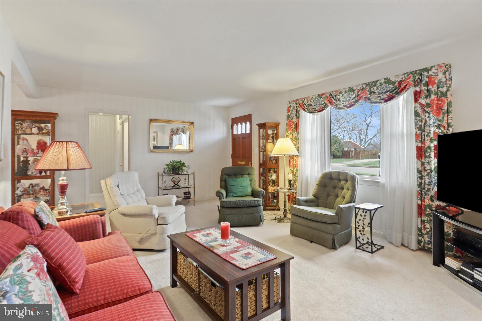 CEDAR CREST - Residential