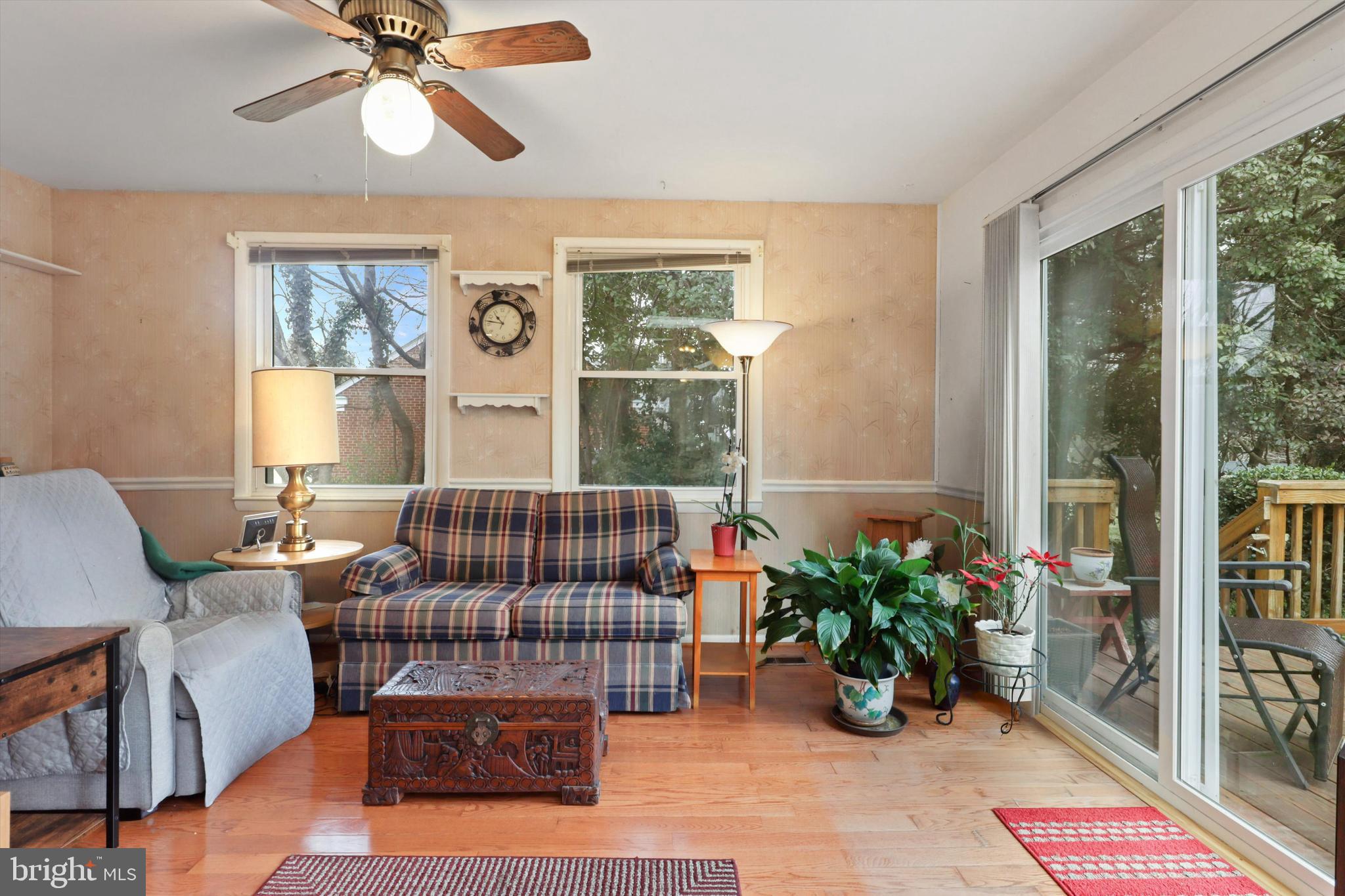 CEDAR CREST - Residential