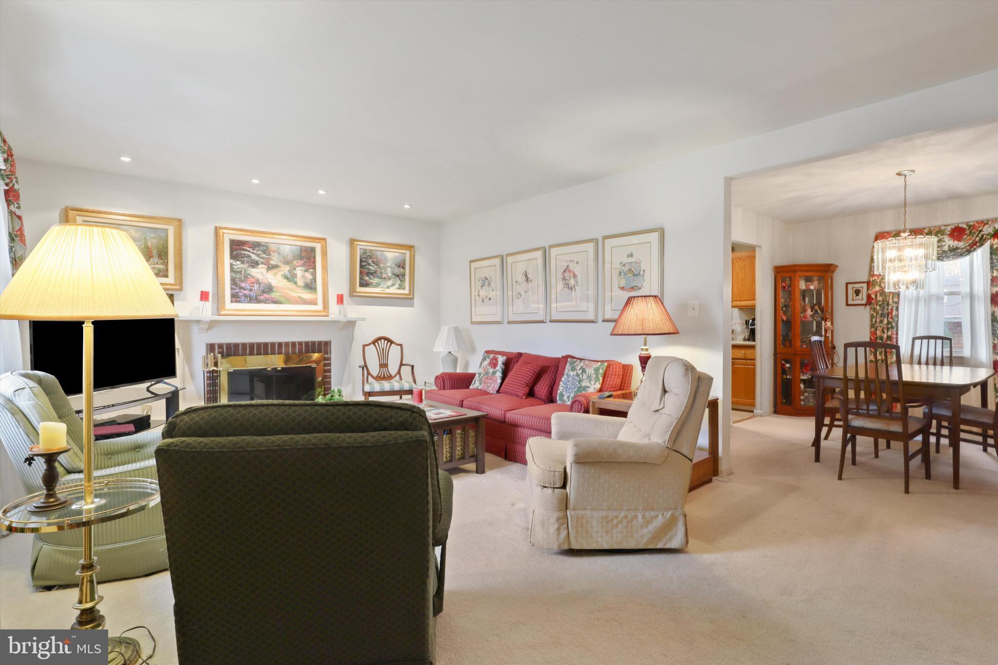 CEDAR CREST - Residential