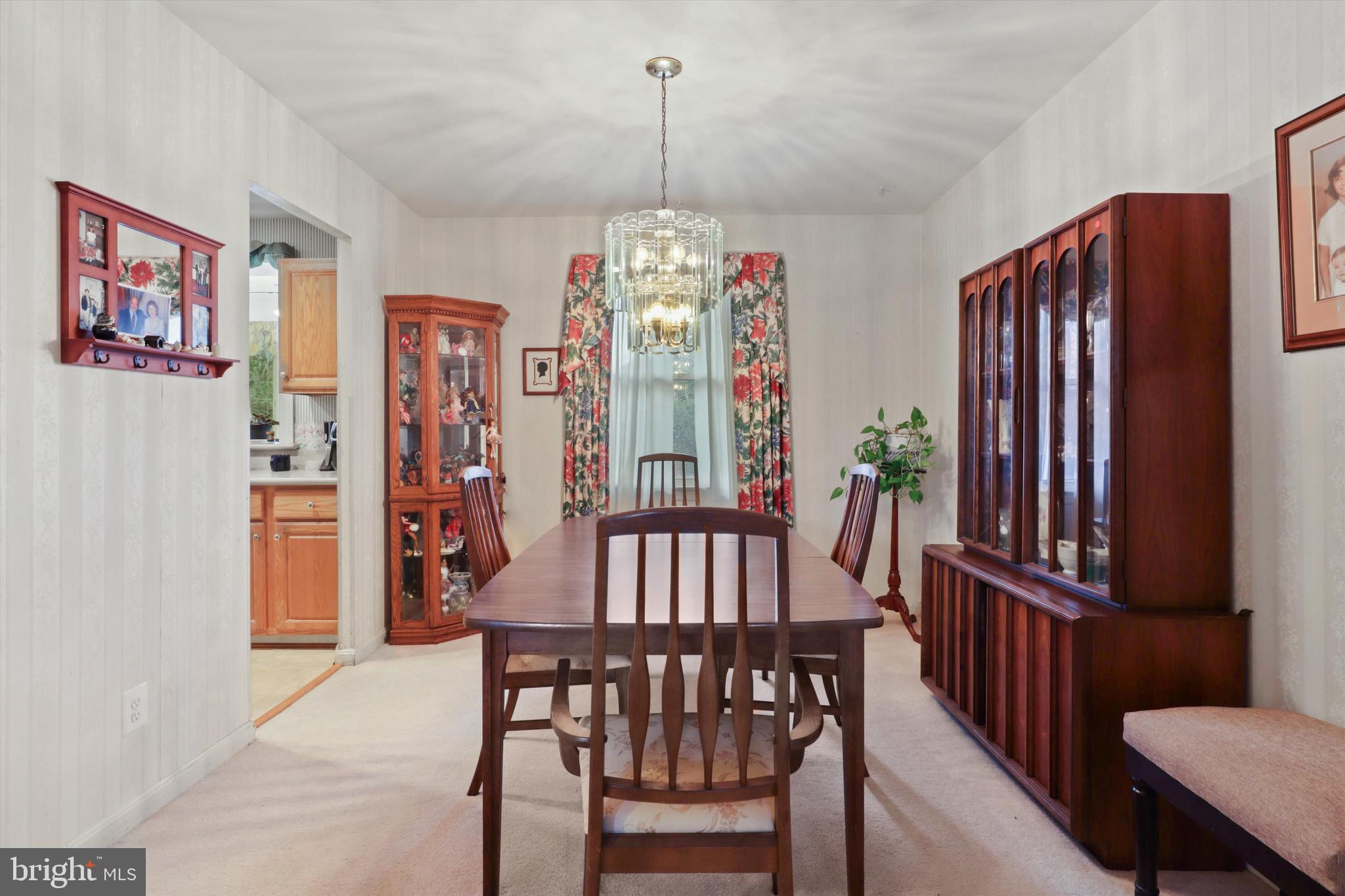 CEDAR CREST - Residential