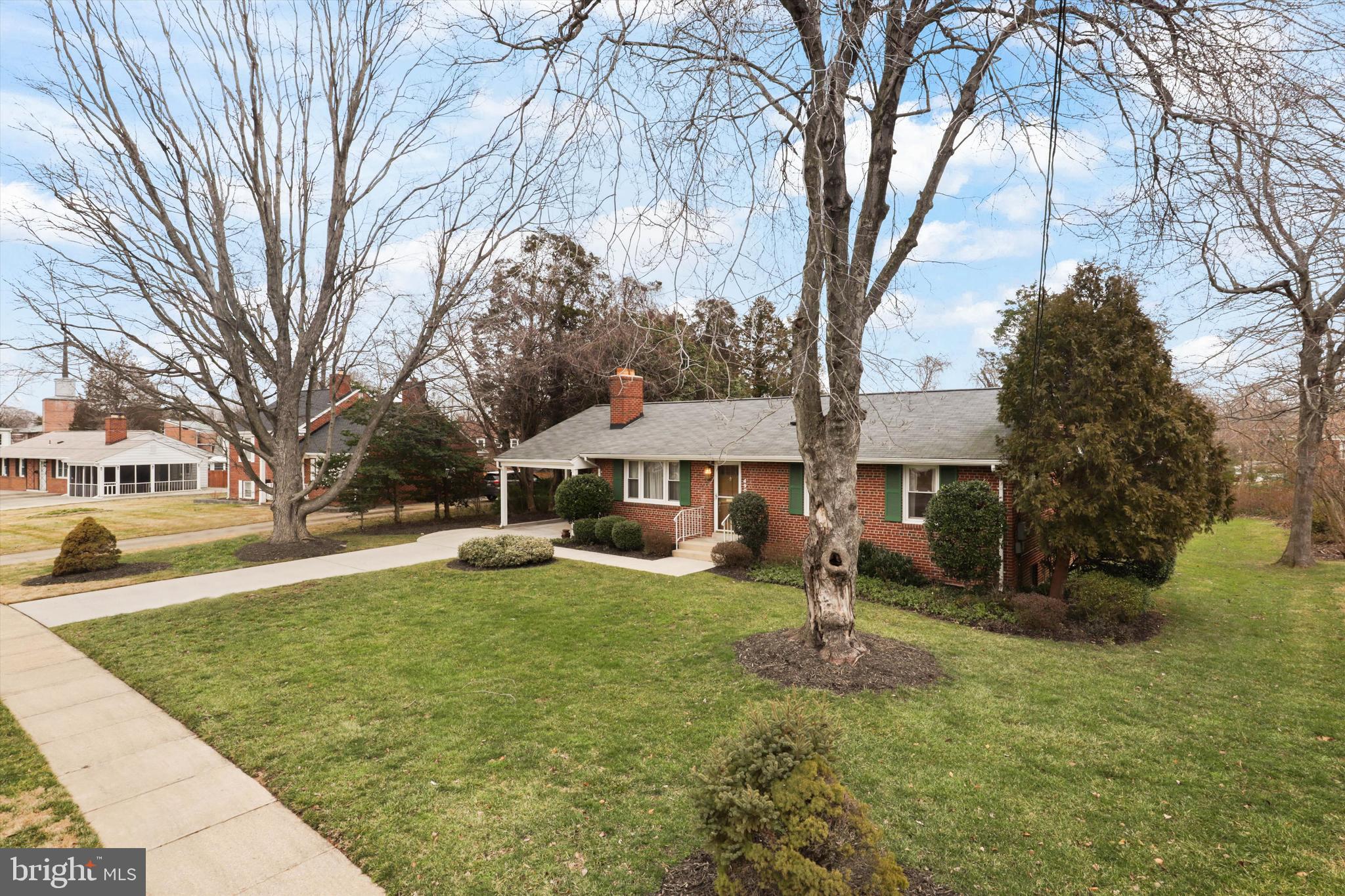 CEDAR CREST - Residential