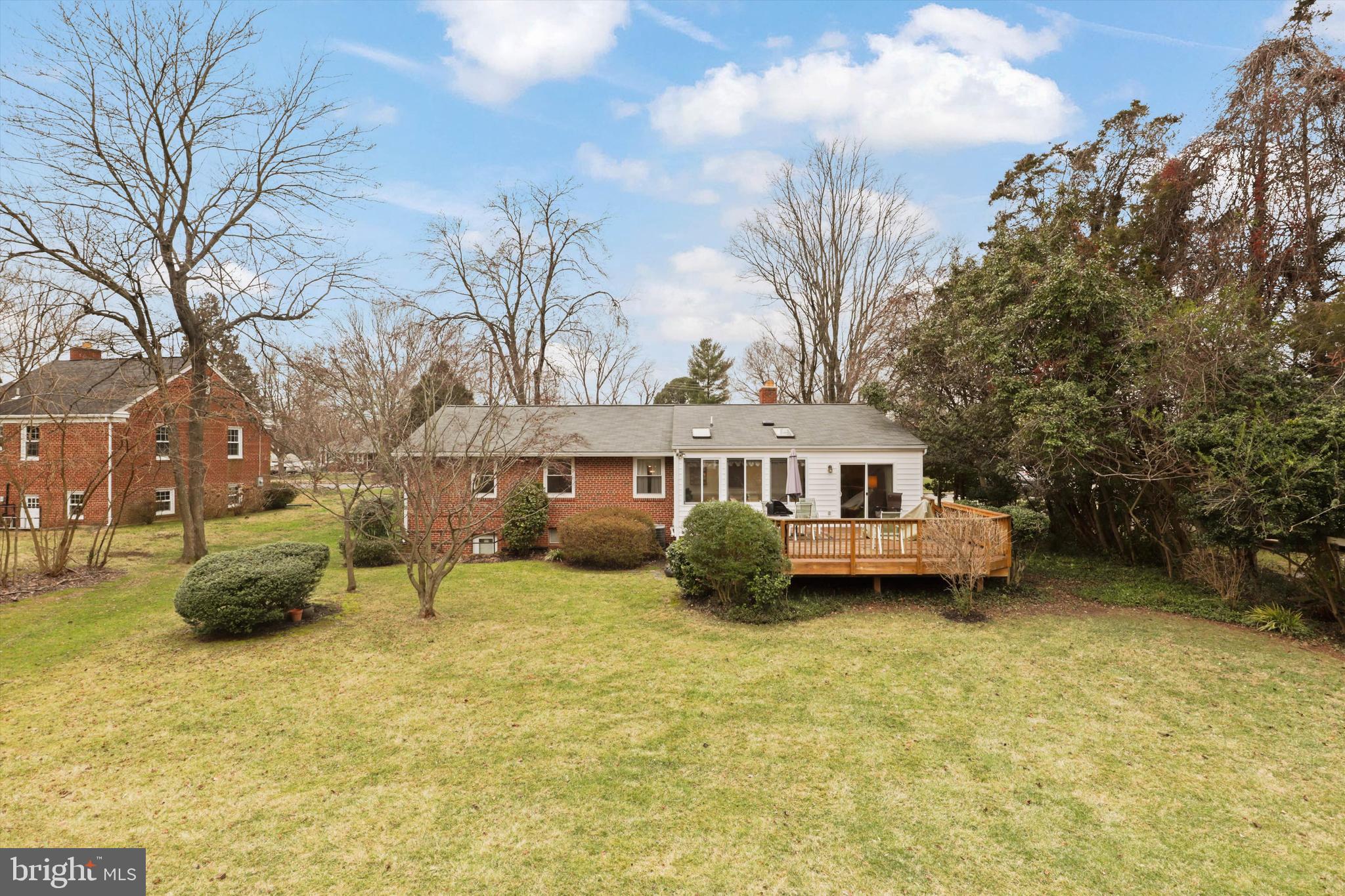 CEDAR CREST - Residential