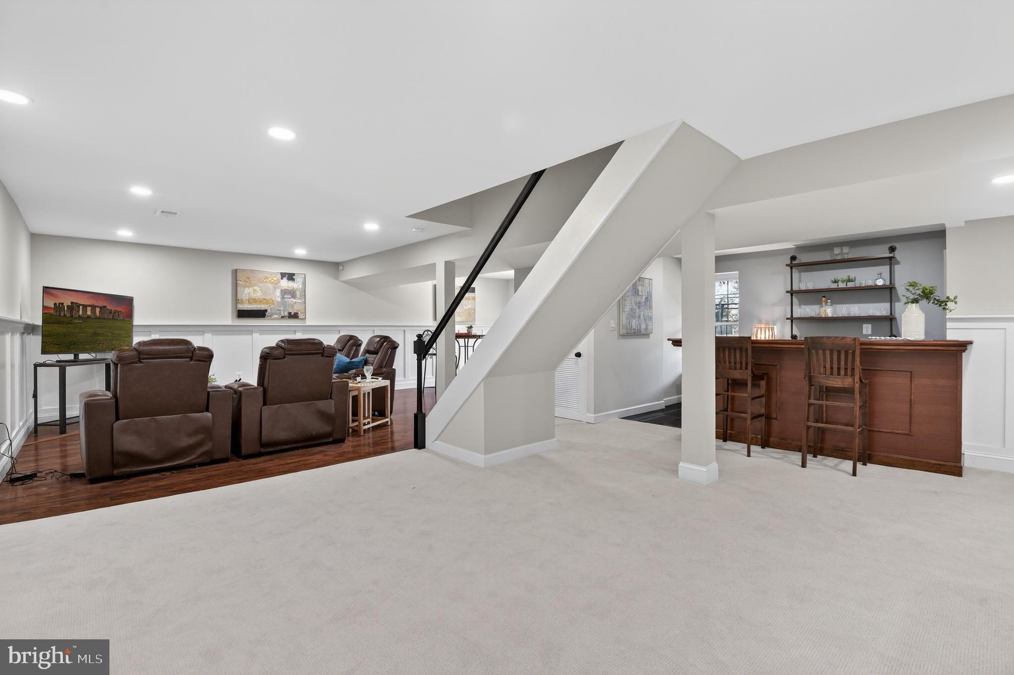 POTOMAC CHASE - Residential