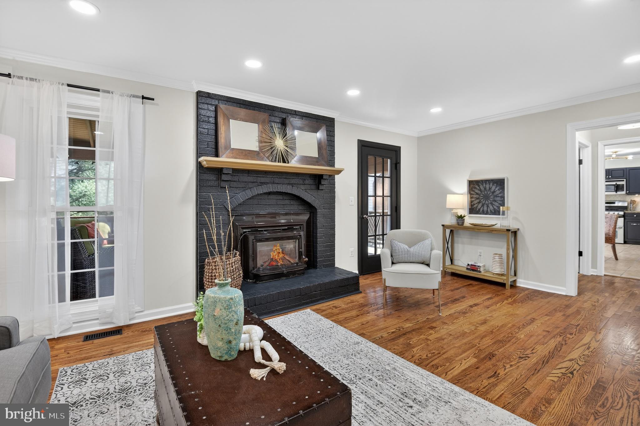 POTOMAC CHASE - Residential