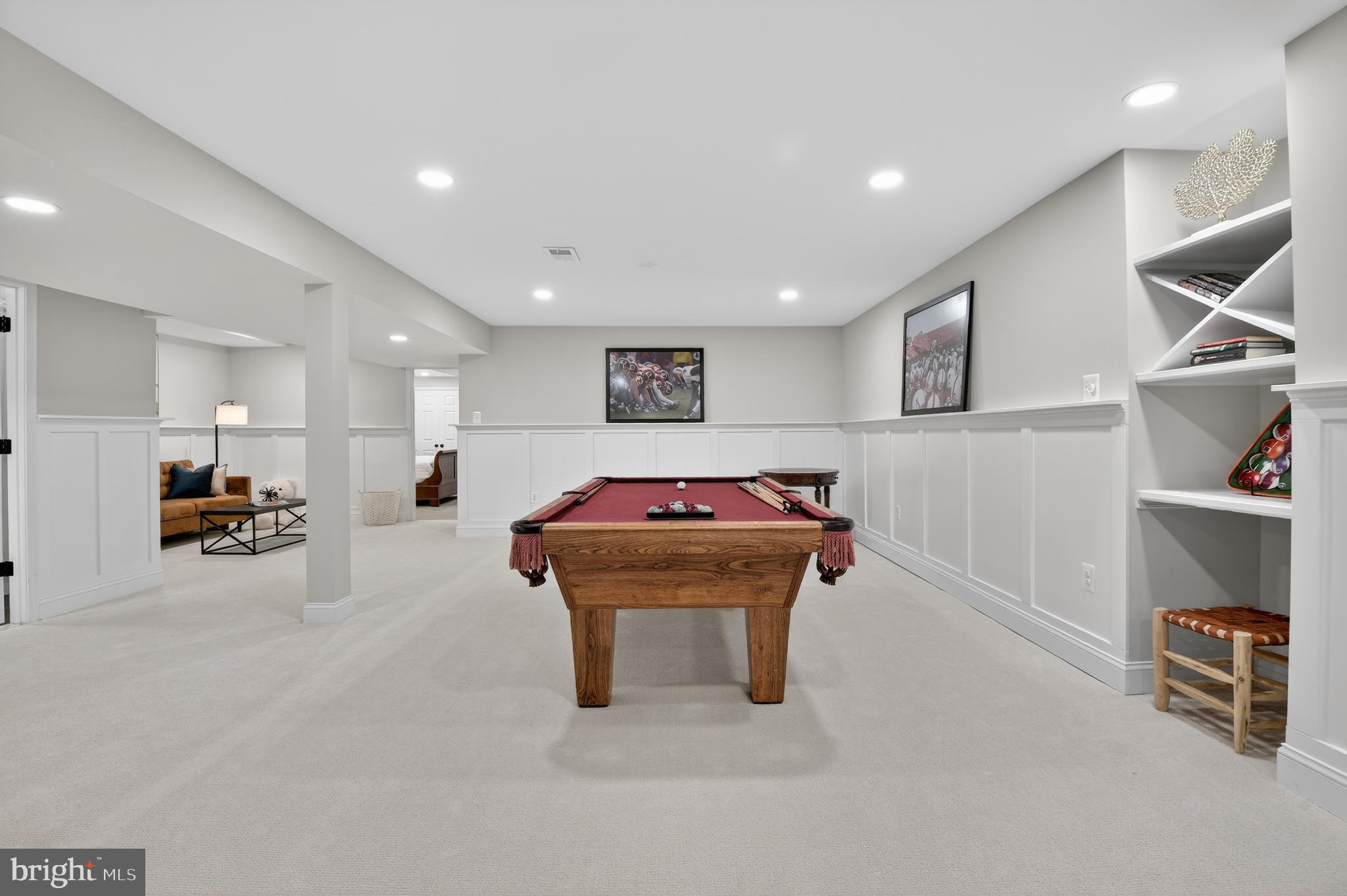 POTOMAC CHASE - Residential