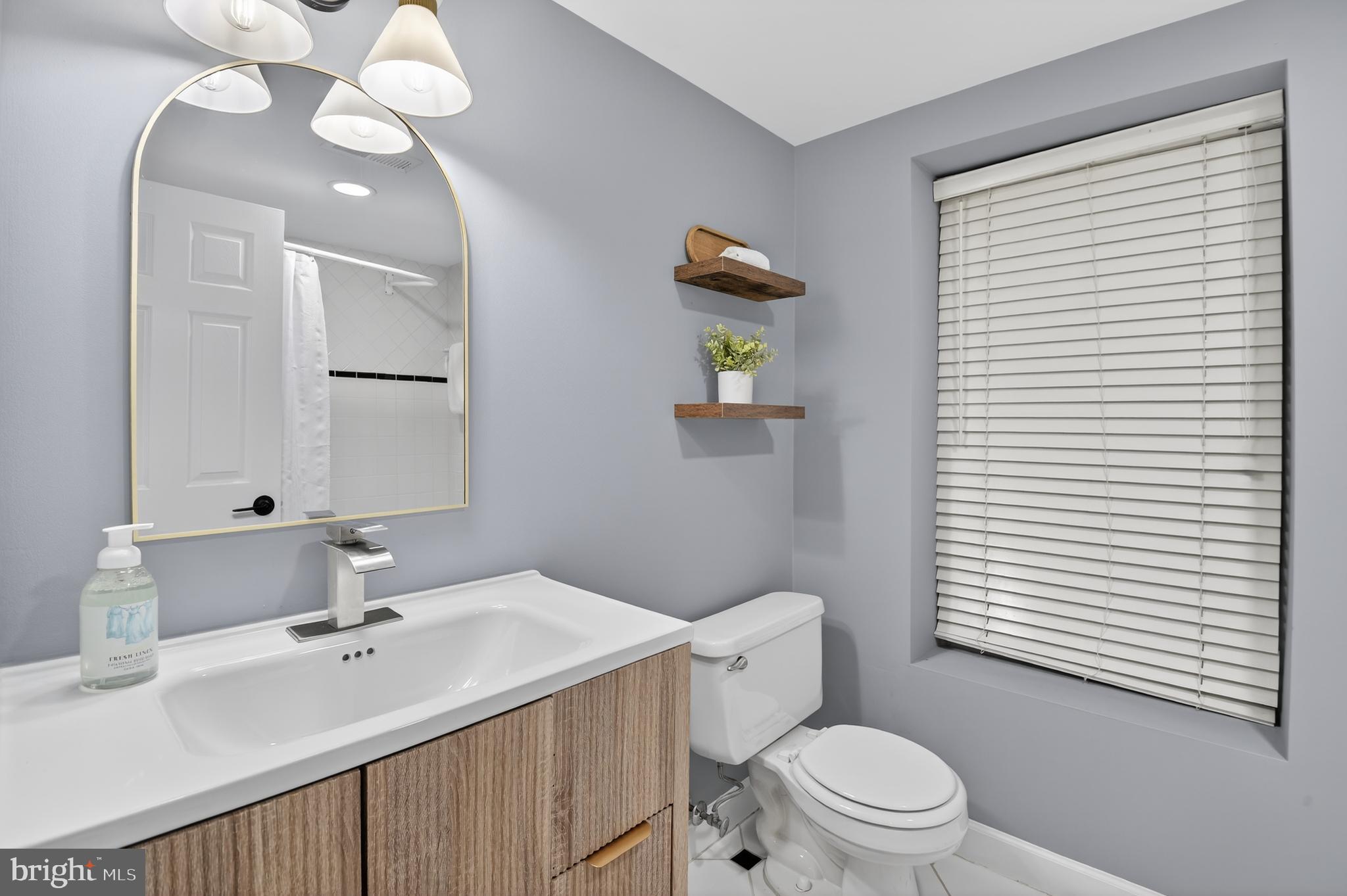 POTOMAC CHASE - Residential