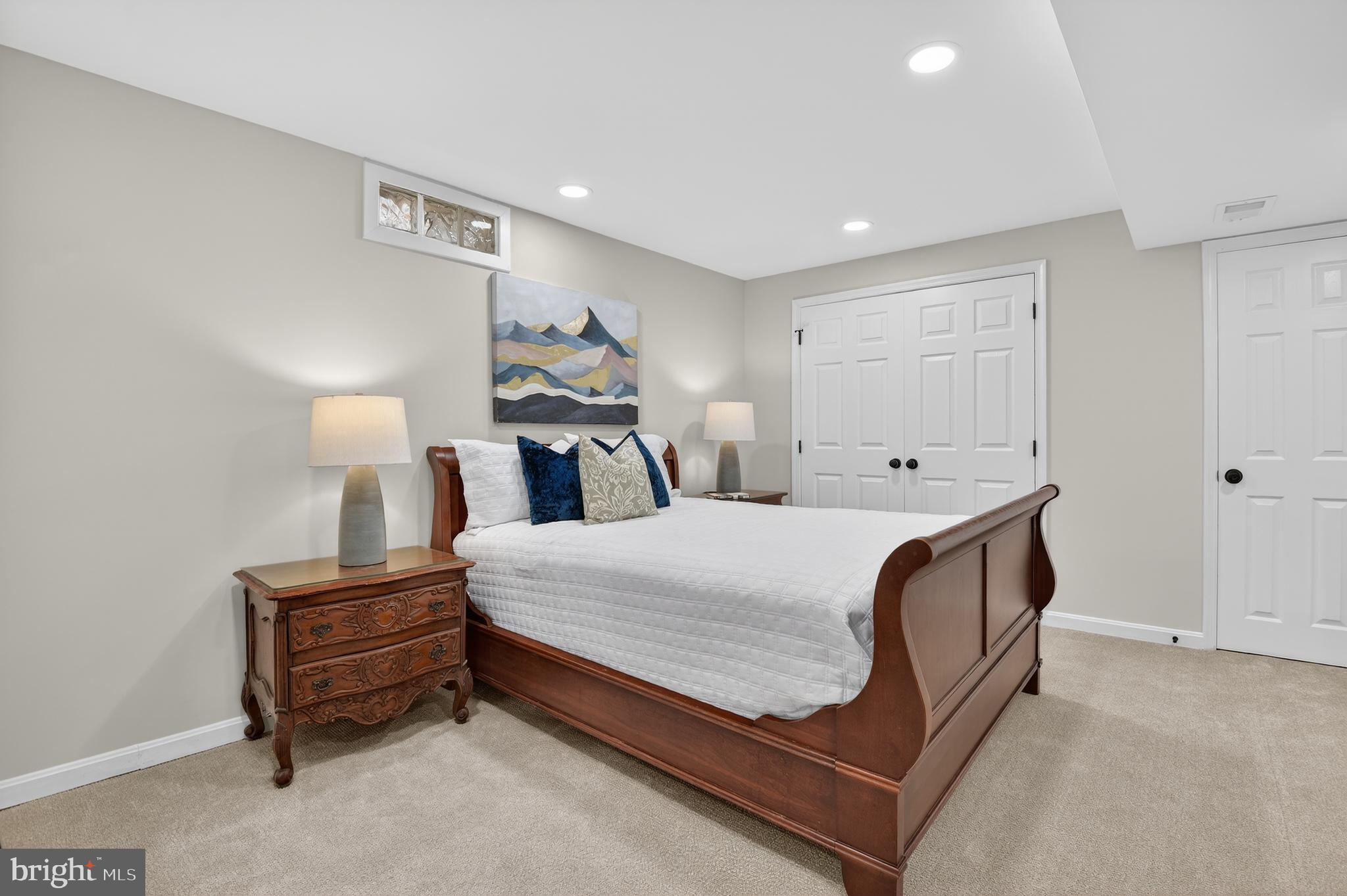 POTOMAC CHASE - Residential