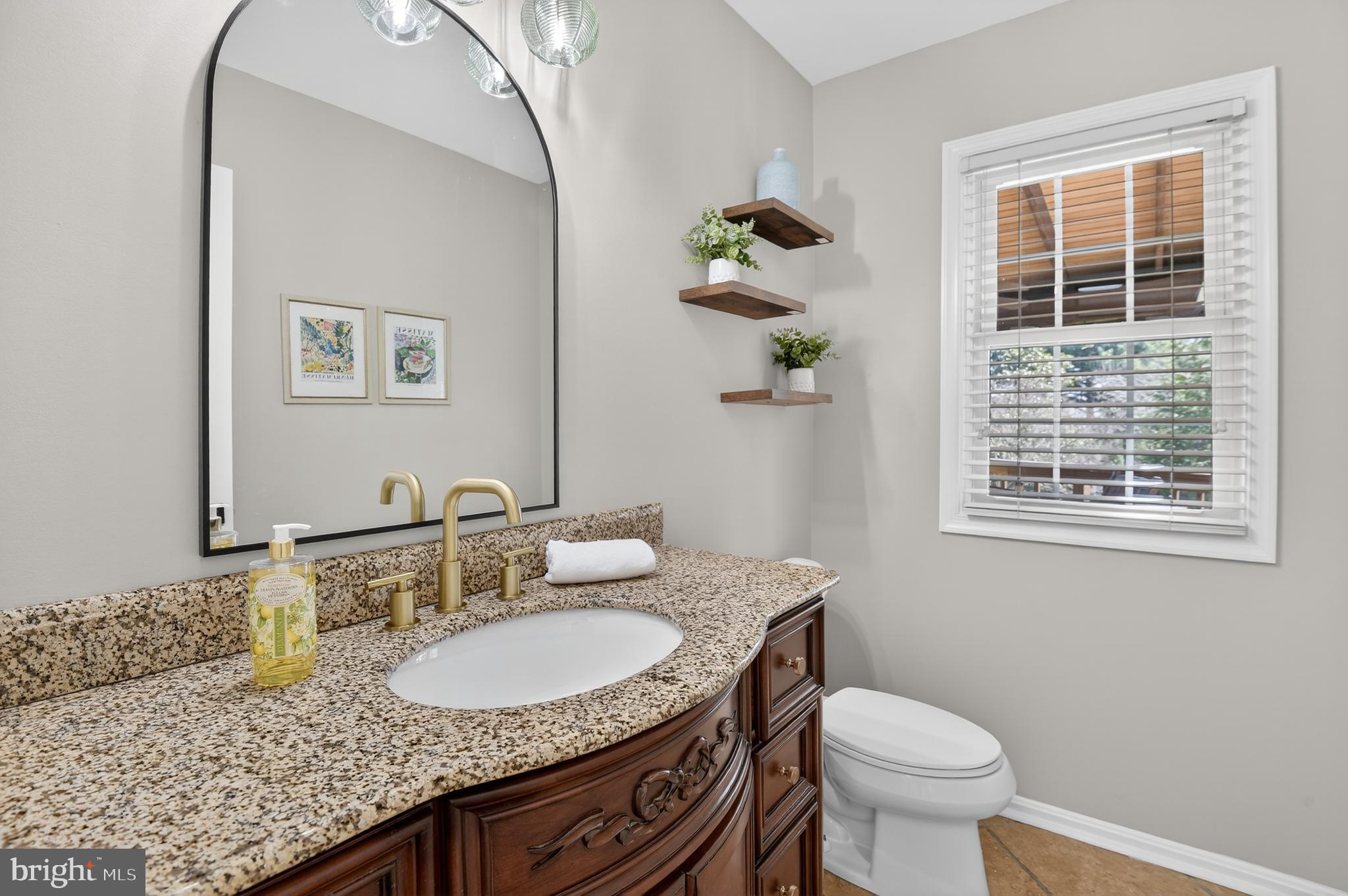 POTOMAC CHASE - Residential