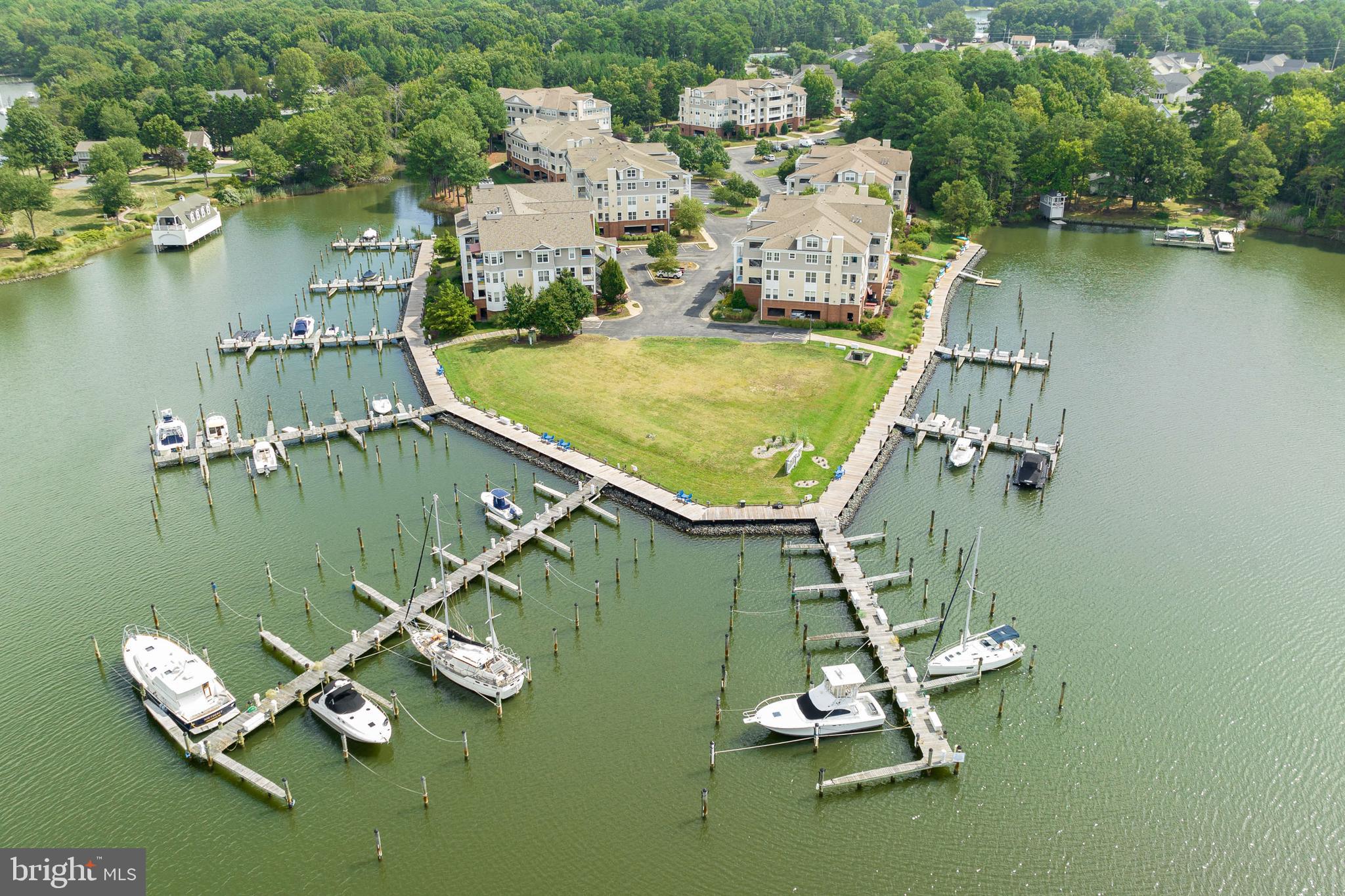 OYSTER BAY CONDOMINIUMS - Residential