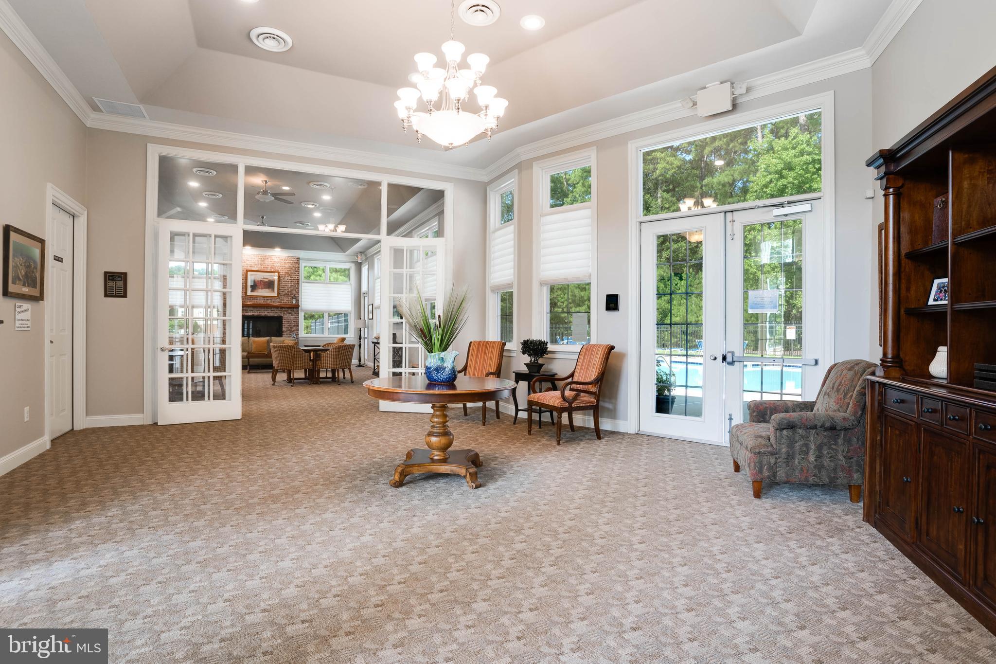 OYSTER BAY CONDOMINIUMS - Residential