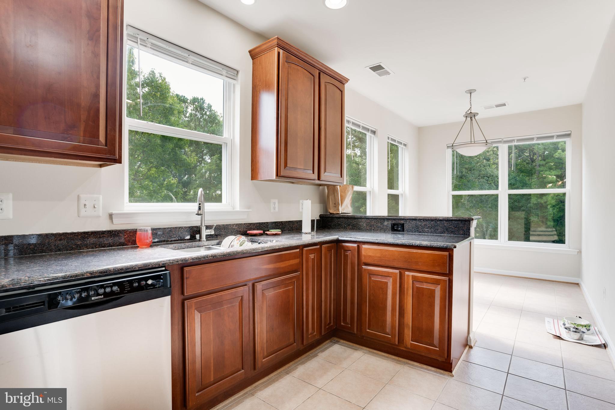 OYSTER BAY CONDOMINIUMS - Residential