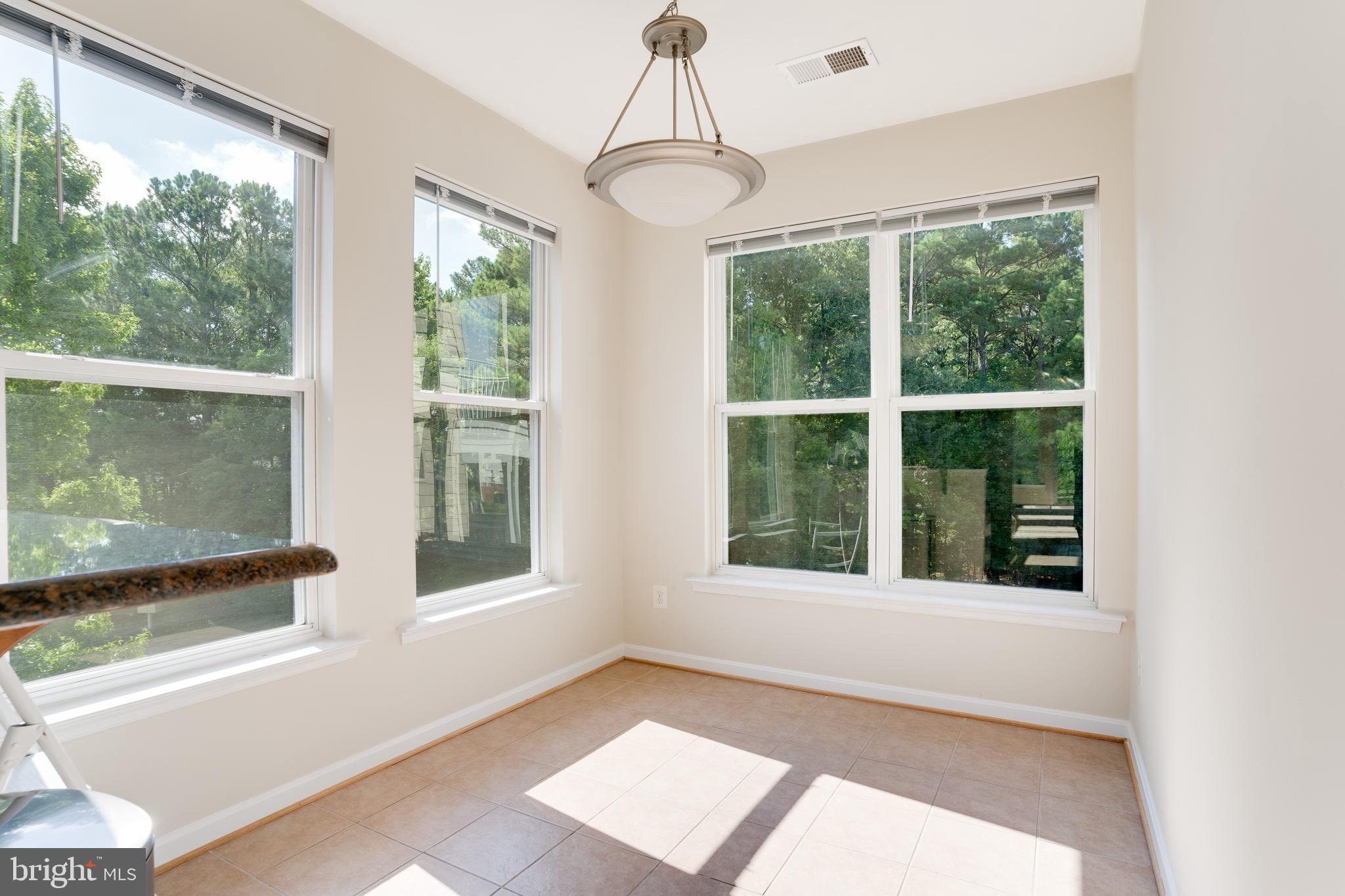 OYSTER BAY CONDOMINIUMS - Residential