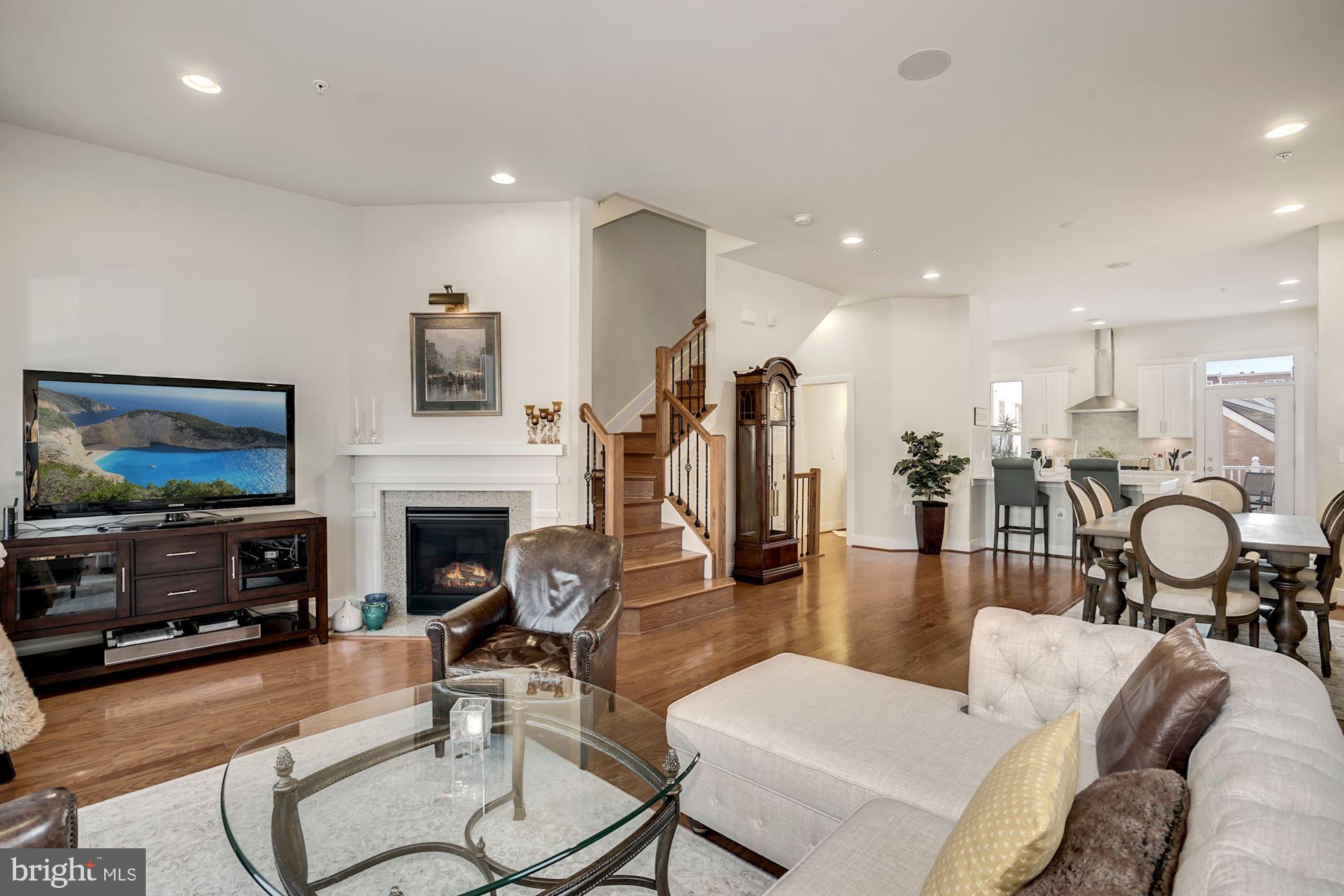 POTOMAC YARD - Residential Lease