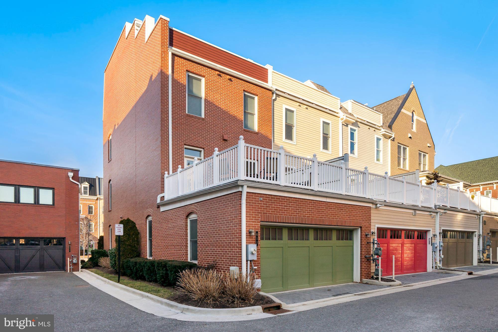 POTOMAC YARD - Residential Lease