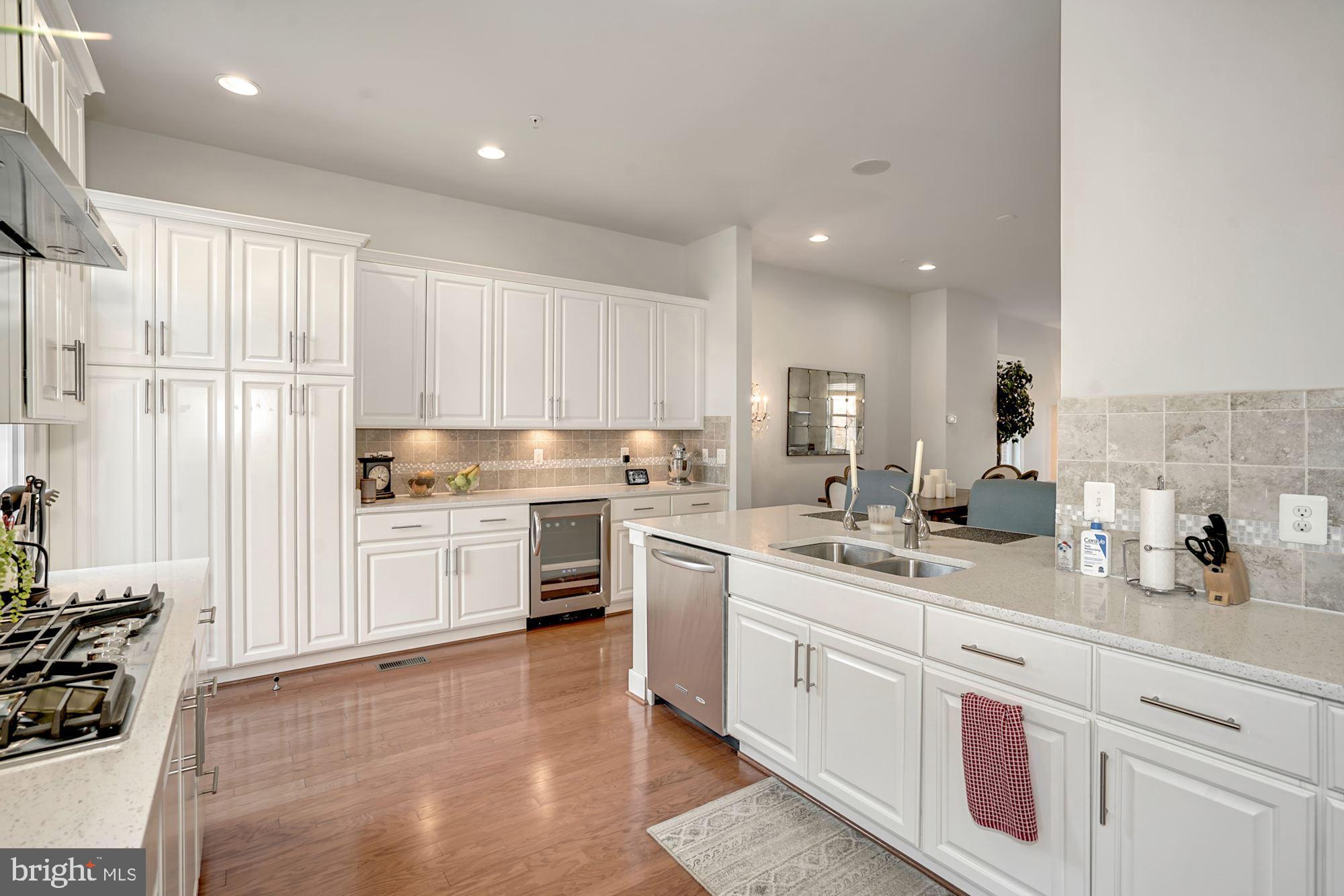 POTOMAC YARD - Residential Lease