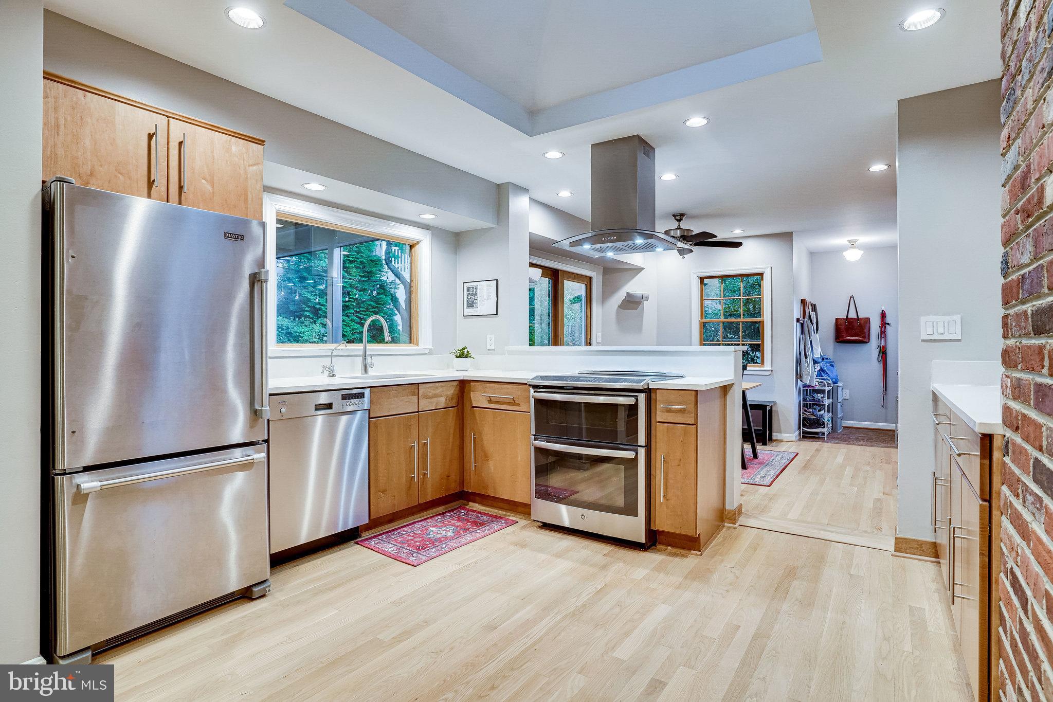 WEST SPRINGFIELD - Residential