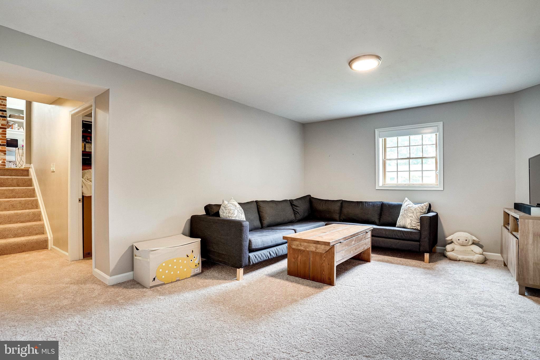 WEST SPRINGFIELD - Residential