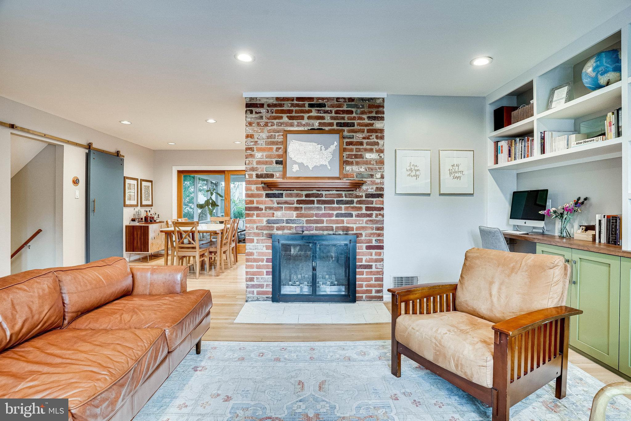 WEST SPRINGFIELD - Residential