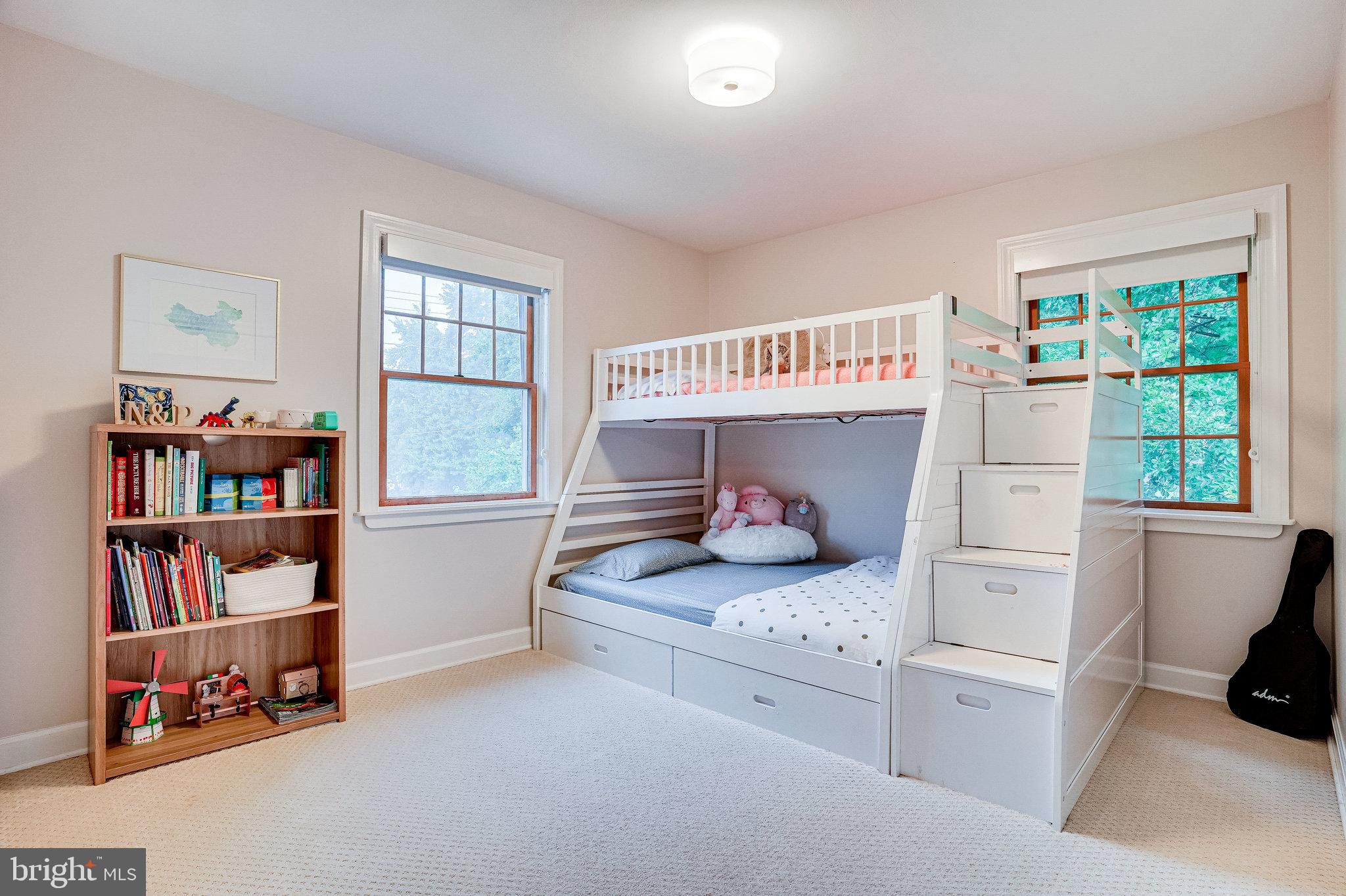 WEST SPRINGFIELD - Residential