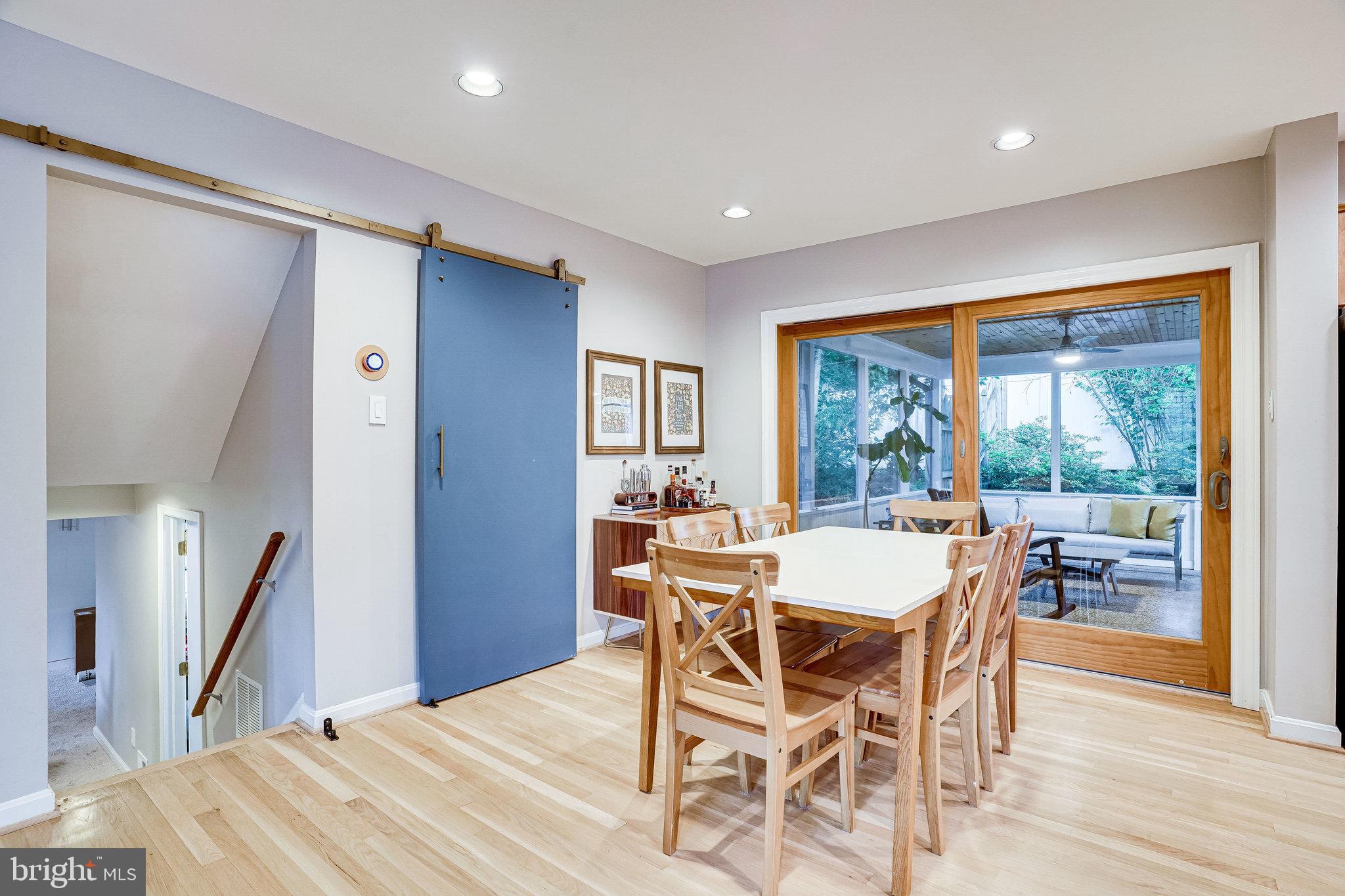 WEST SPRINGFIELD - Residential