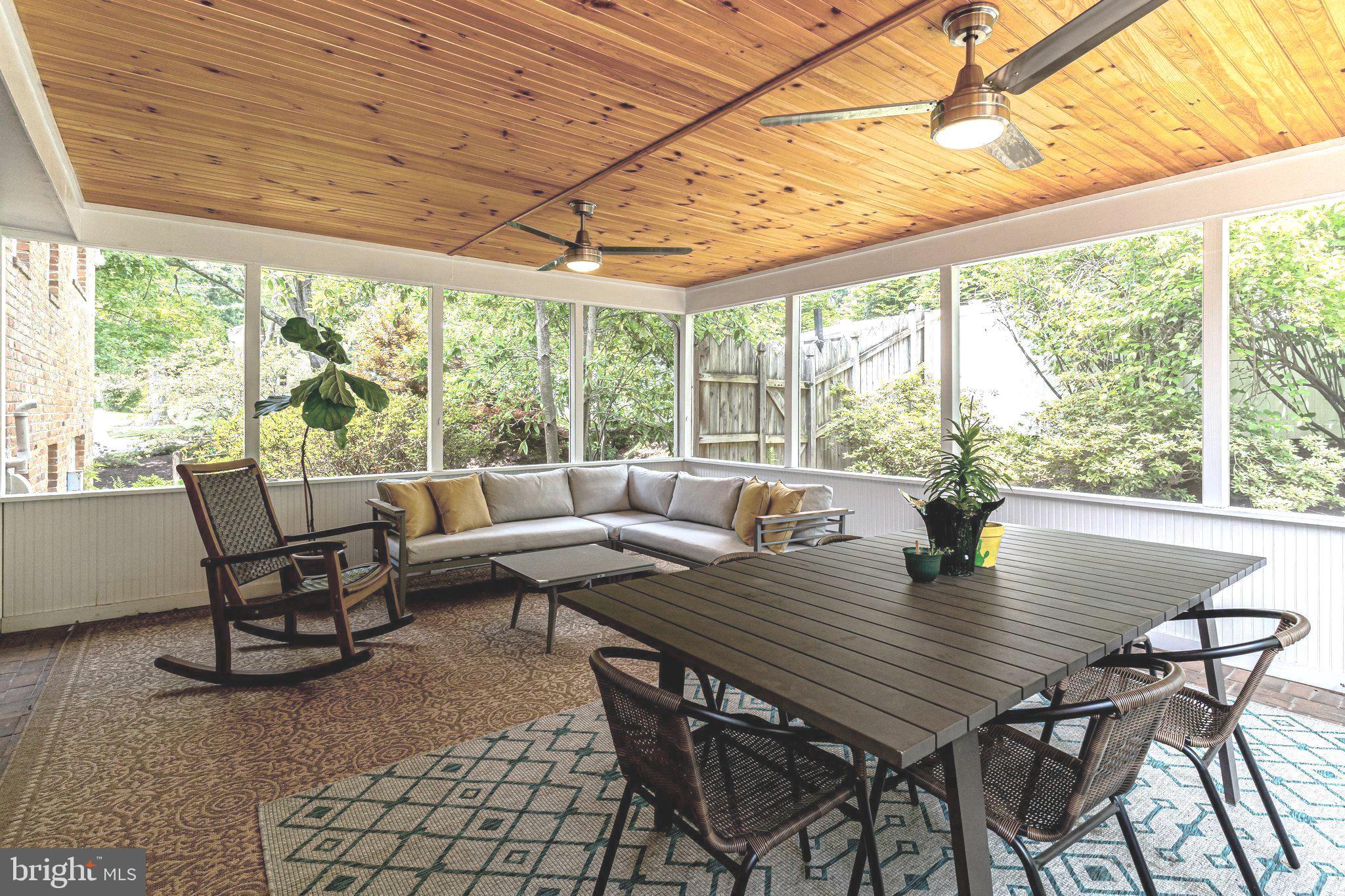 WEST SPRINGFIELD - Residential