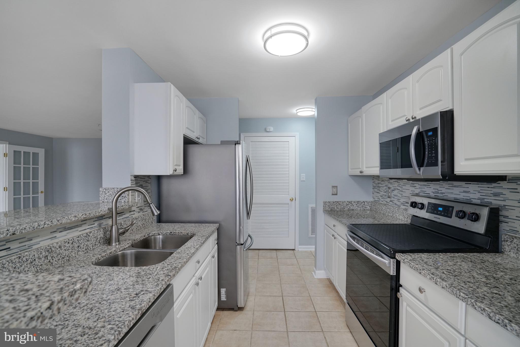 7518 SNOWPEA COURT B 38