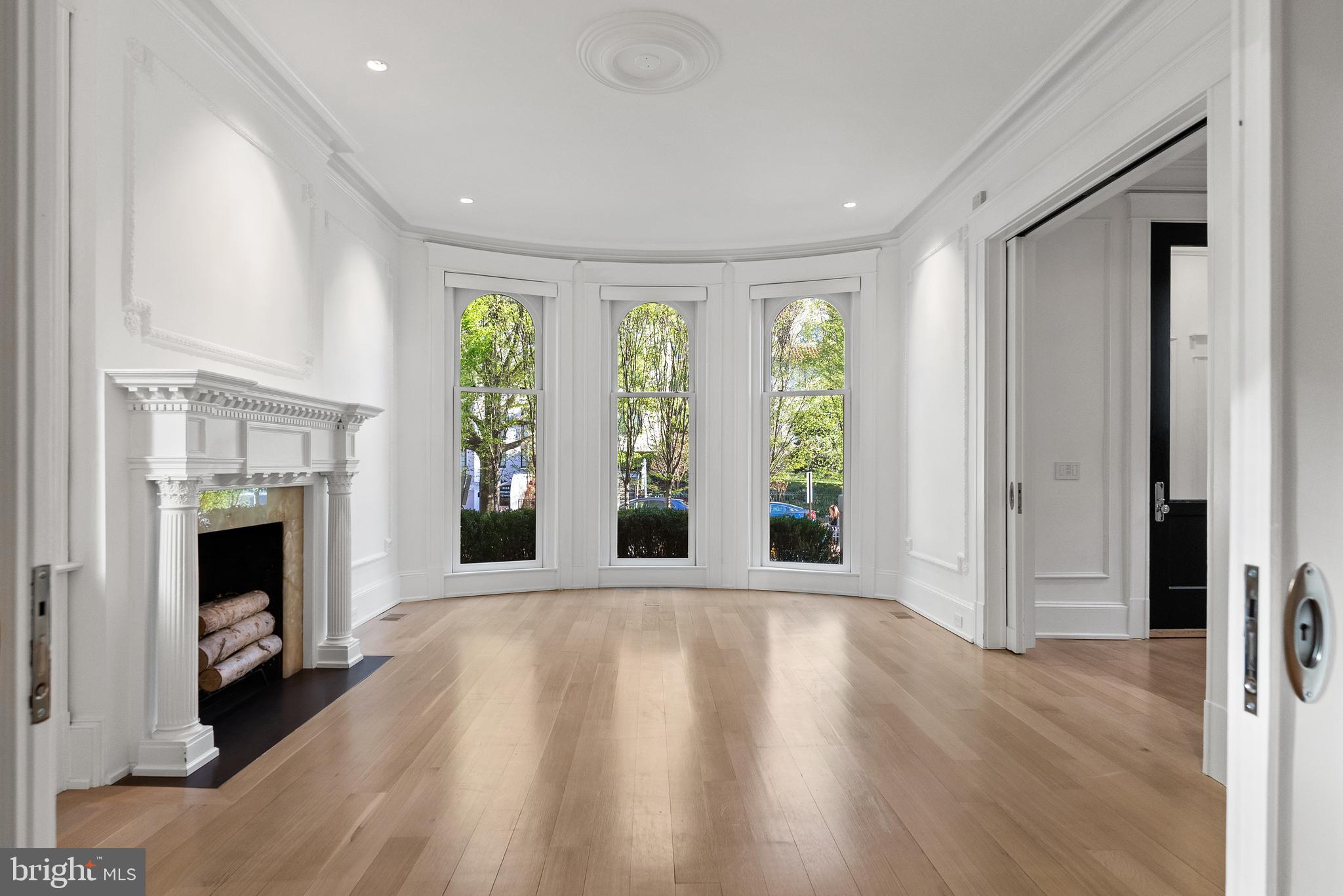 2107 WYOMING AVENUE NW