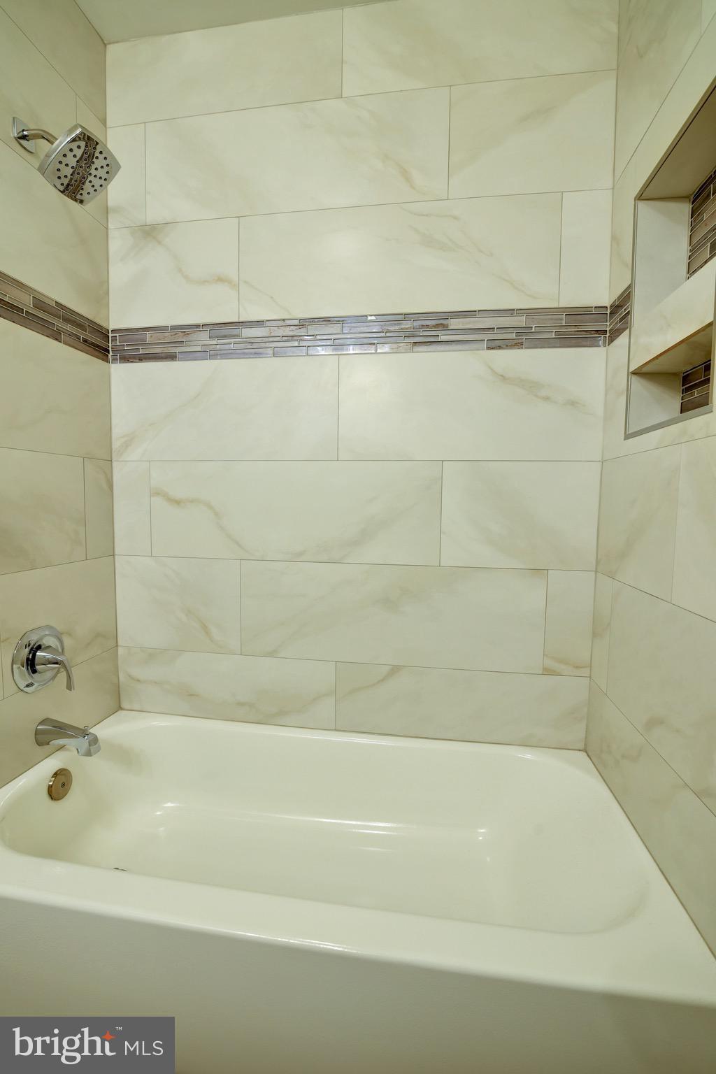 PONDS AT CENTREVILLE - Residential