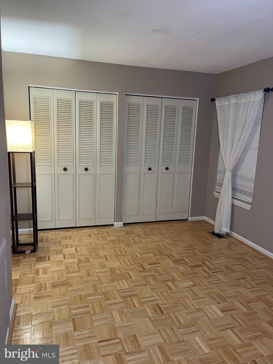 SILVER SPRING CNTRY CLUB - Residential