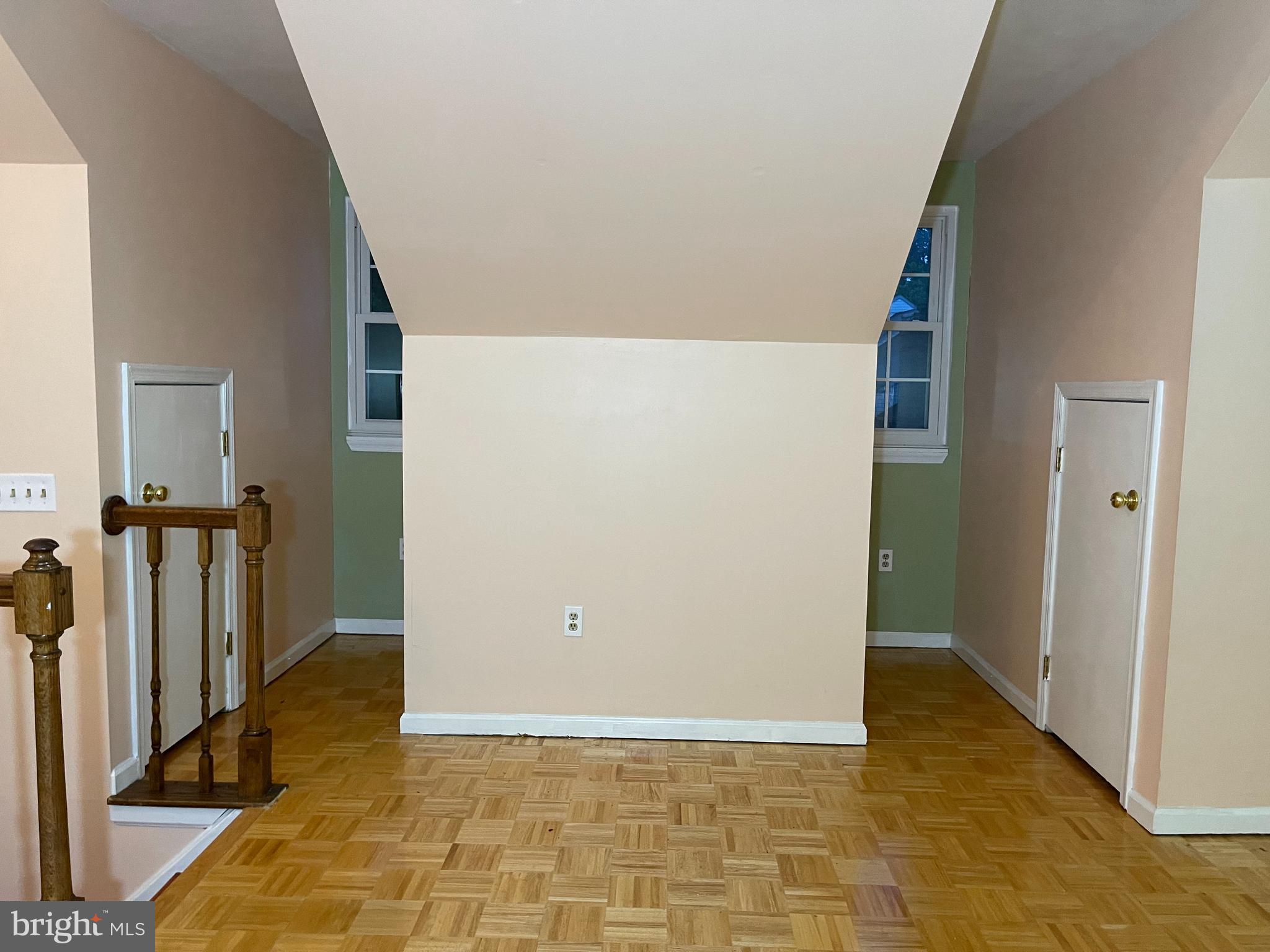 SILVER SPRING CNTRY CLUB - Residential