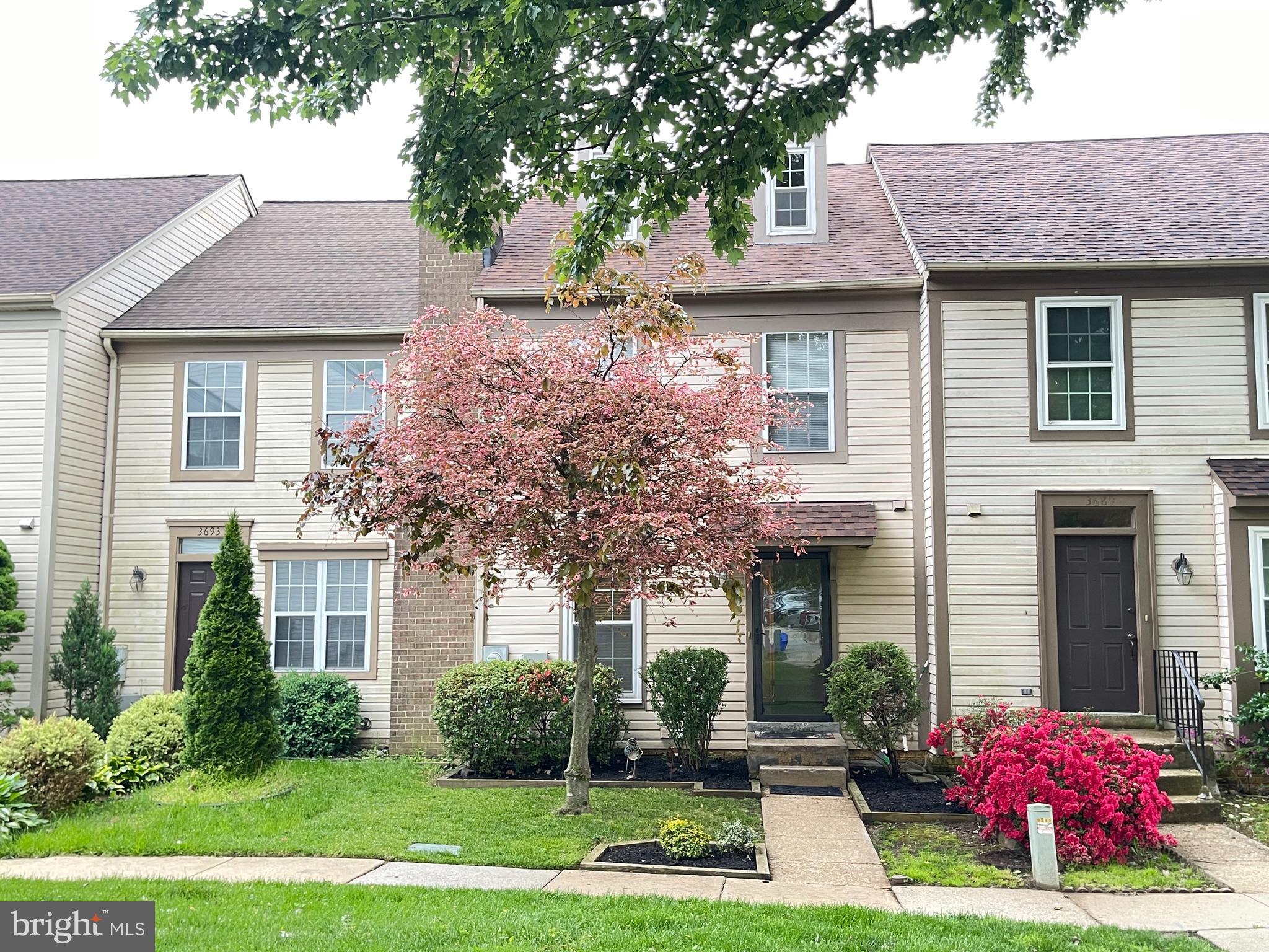 SILVER SPRING CNTRY CLUB - Residential