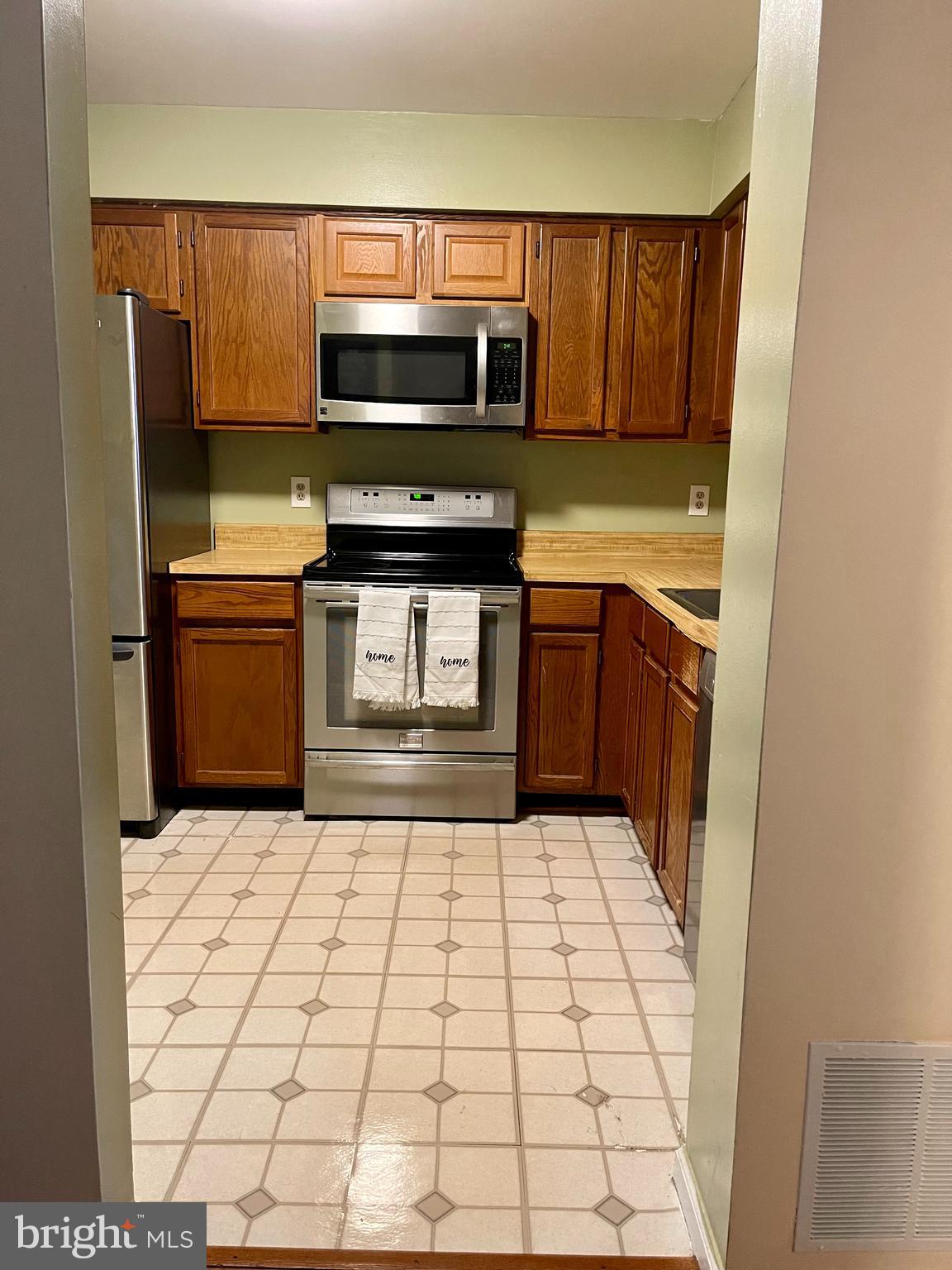 SILVER SPRING CNTRY CLUB - Residential