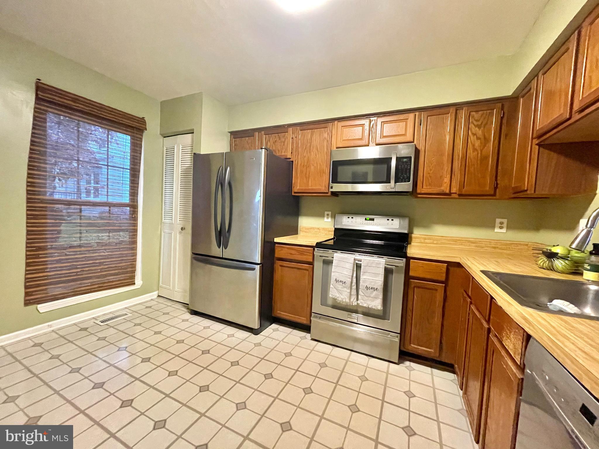 SILVER SPRING CNTRY CLUB - Residential