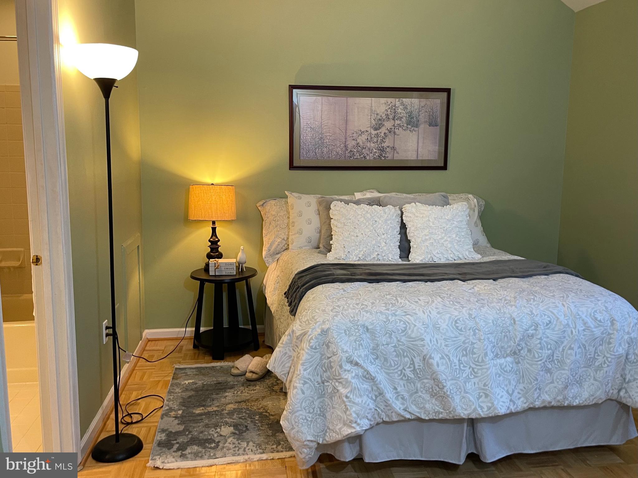 SILVER SPRING CNTRY CLUB - Residential