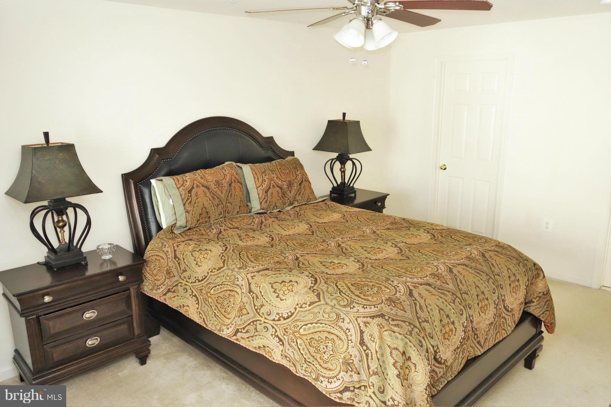 CENTREVILLE CROSSING - Residential