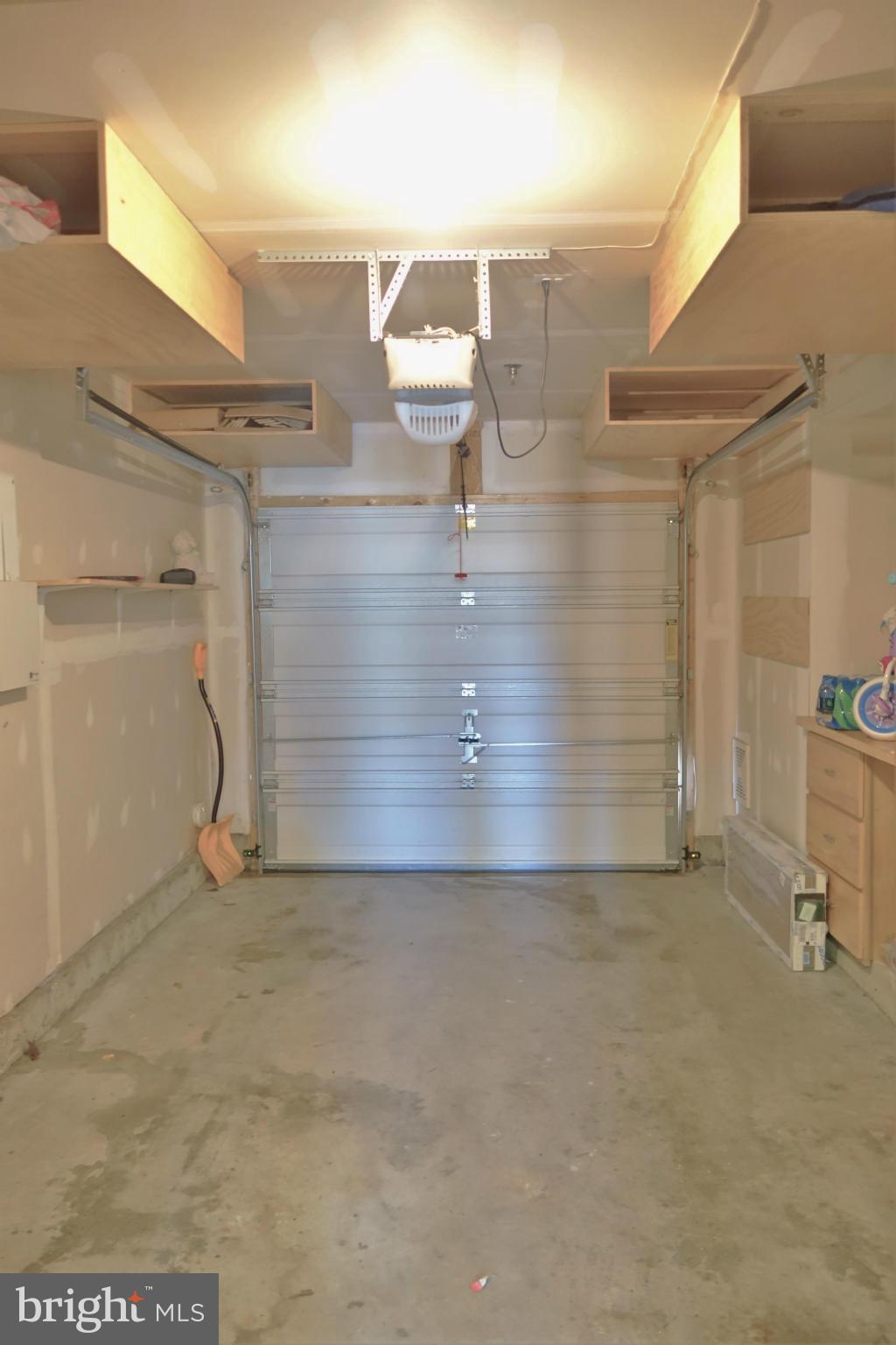 CENTREVILLE CROSSING - Residential