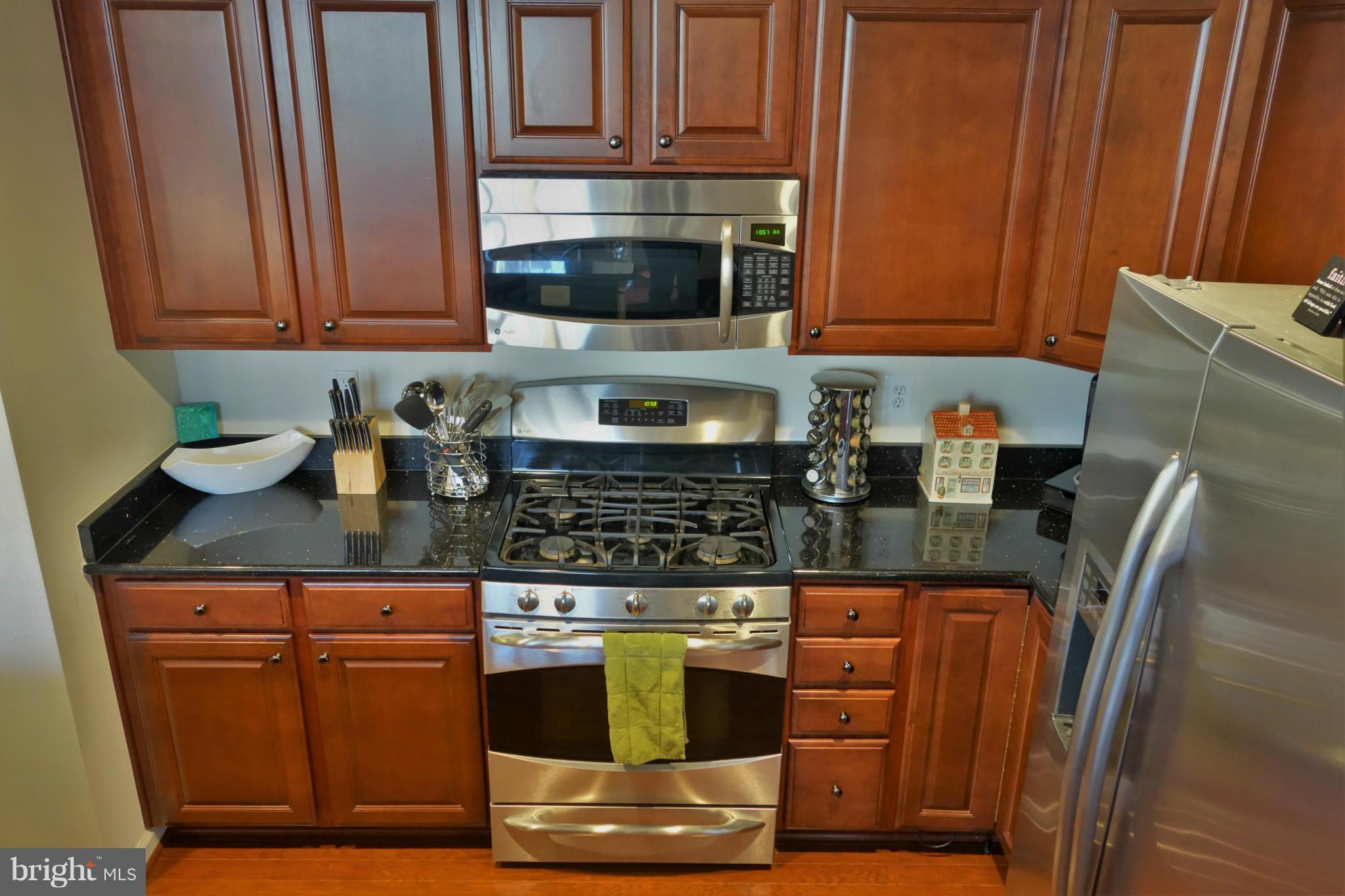 CENTREVILLE CROSSING - Residential