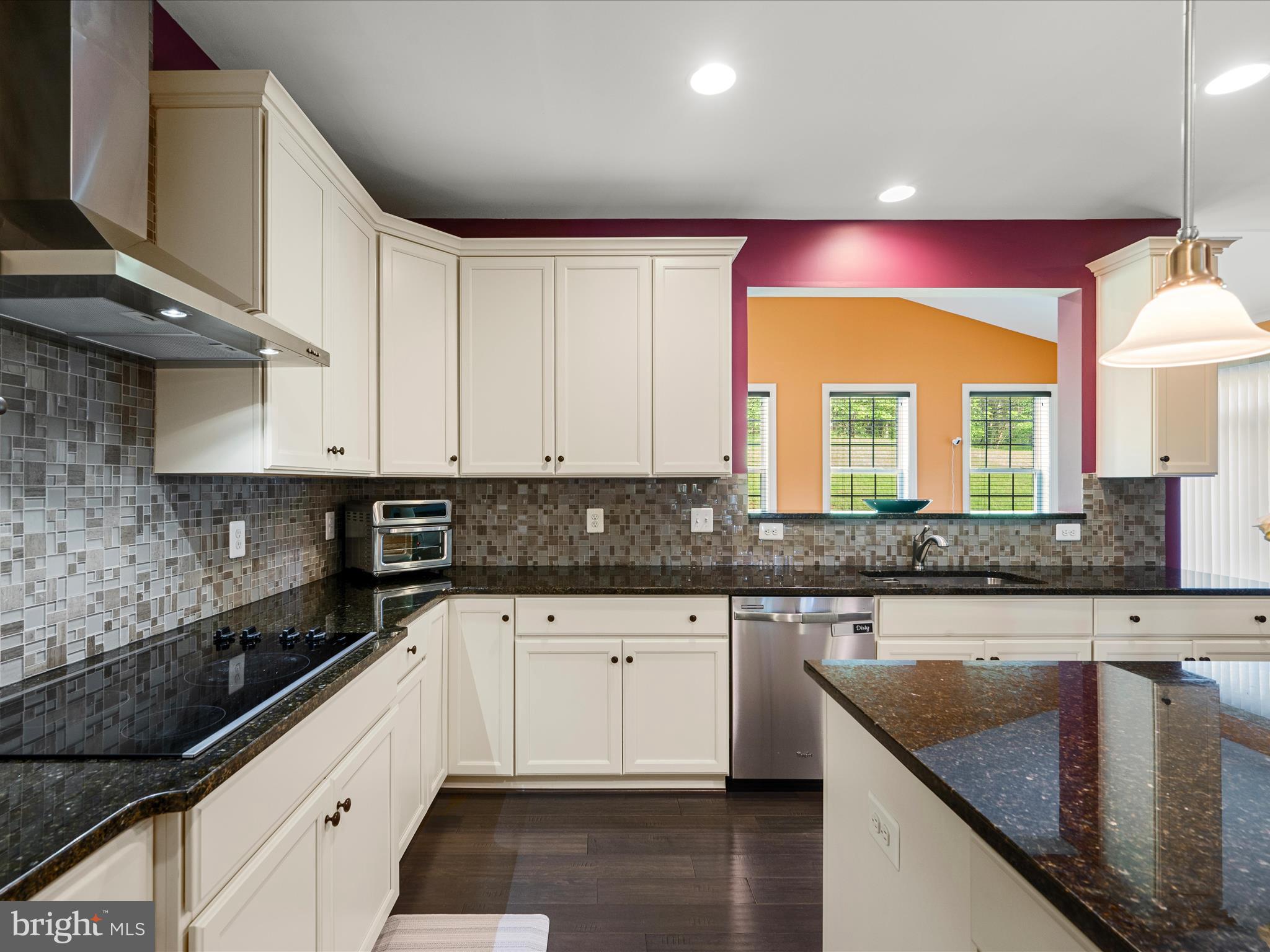 SHERIDAN ESTATES - Residential