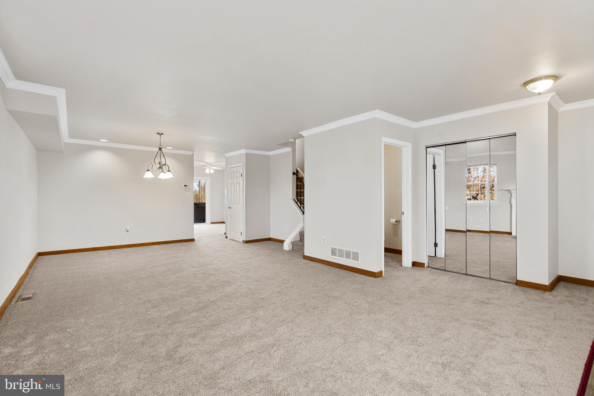 VILLAGE GREEN - Residential