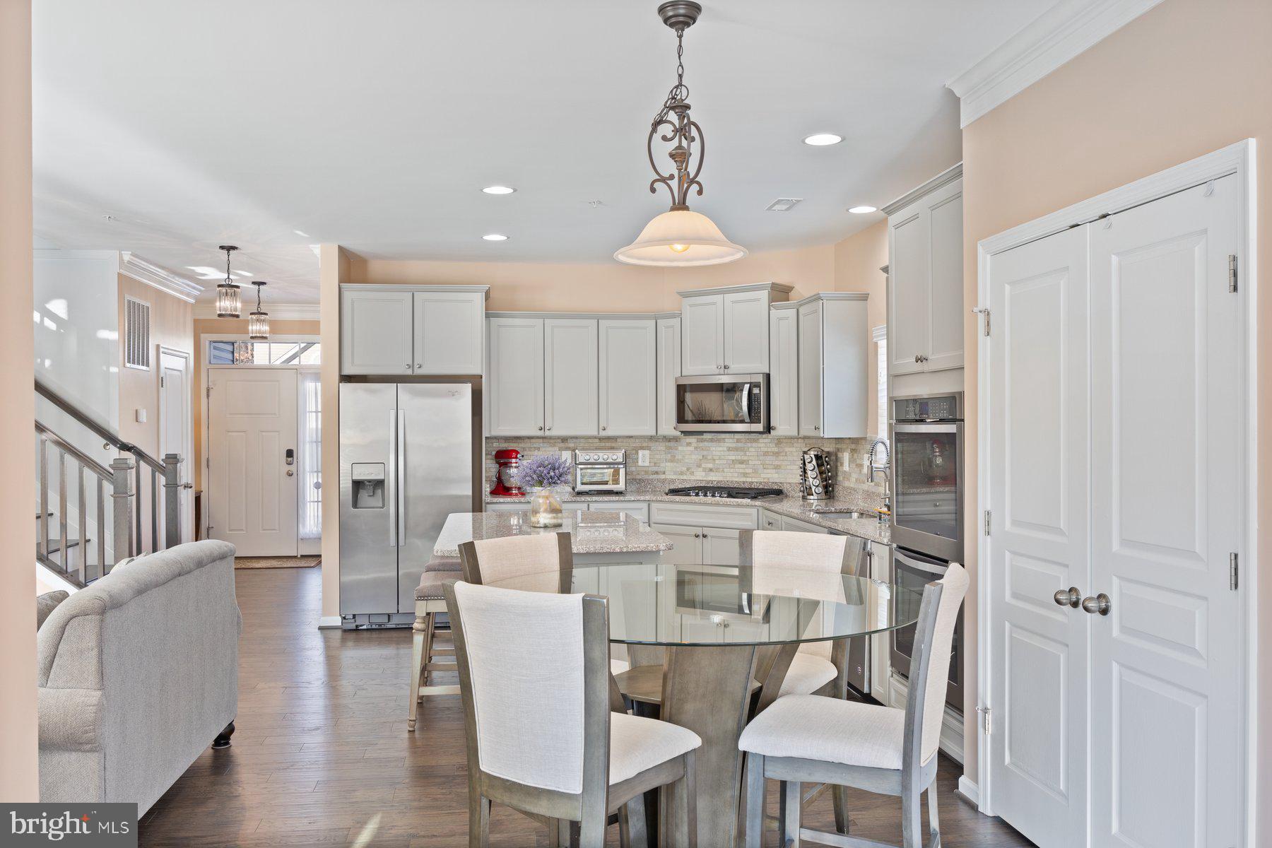 HARMANS RIDGE - Residential