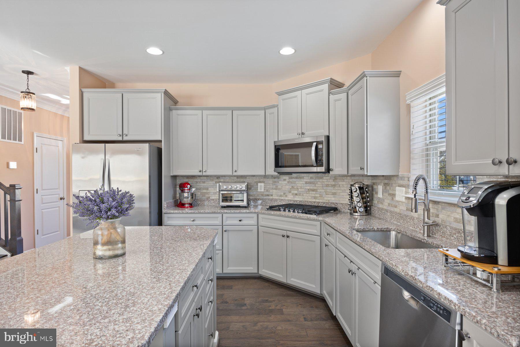 HARMANS RIDGE - Residential