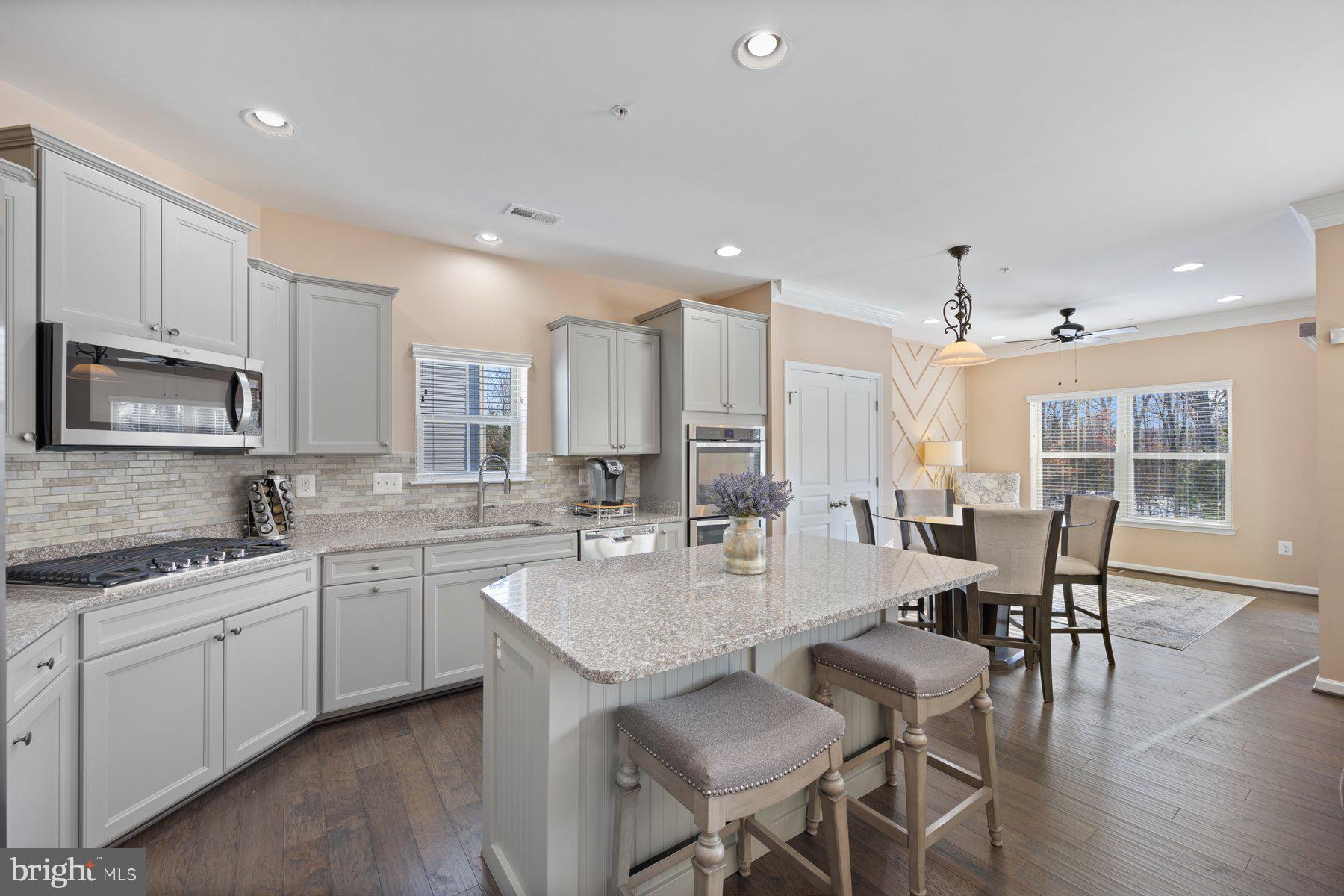 HARMANS RIDGE - Residential