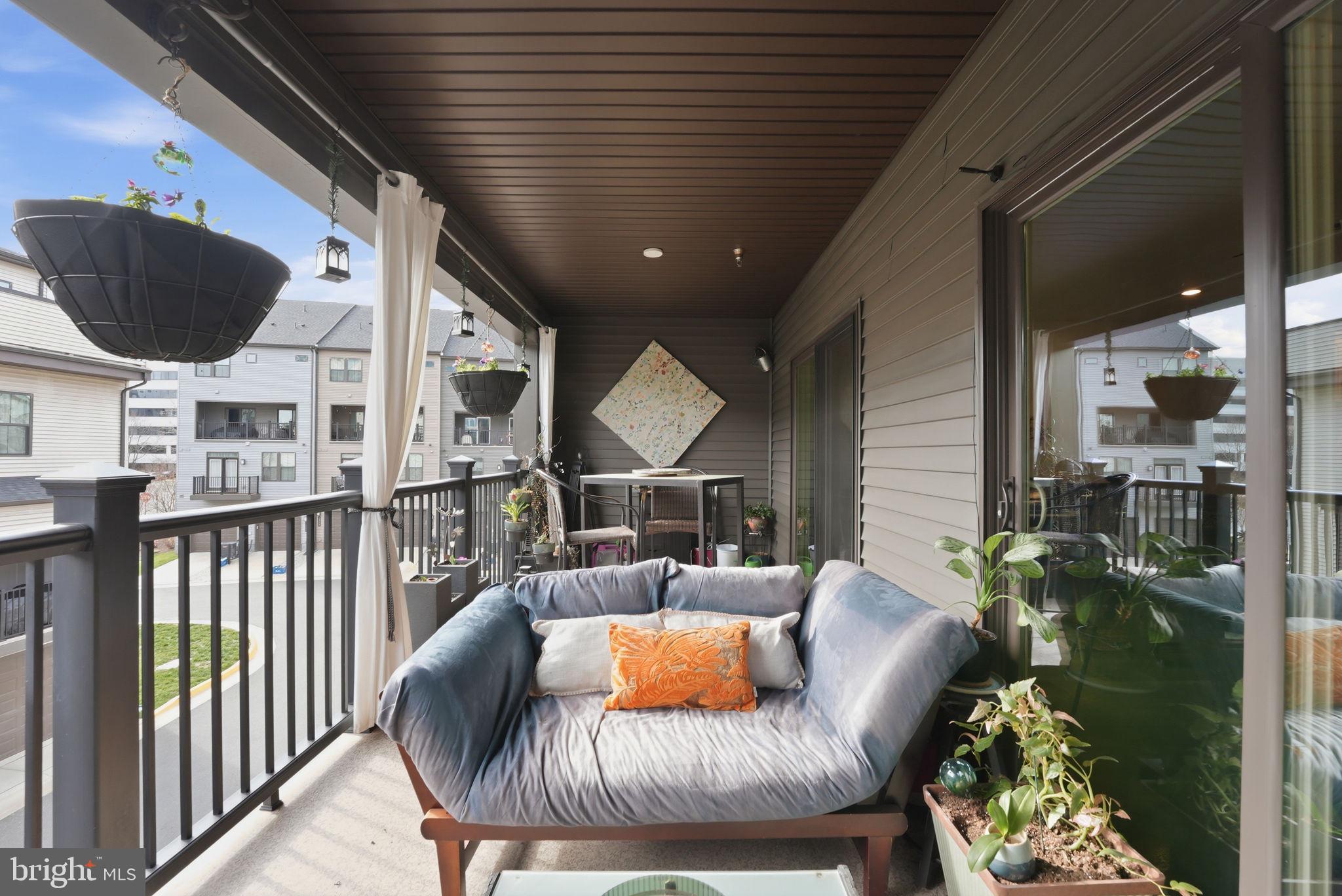 WATERVIEW AT WOODLAND PARK - Residential