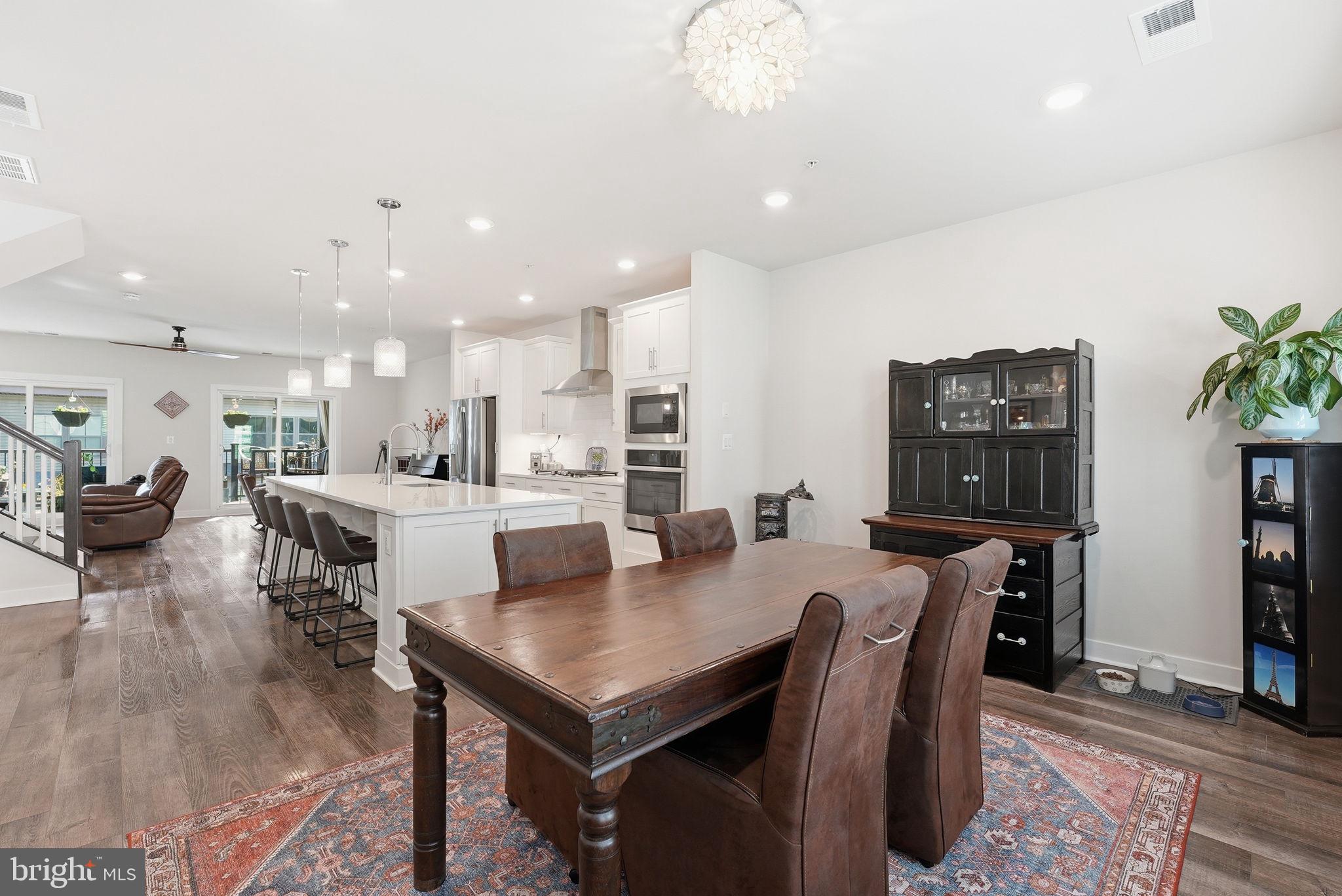 WATERVIEW AT WOODLAND PARK - Residential