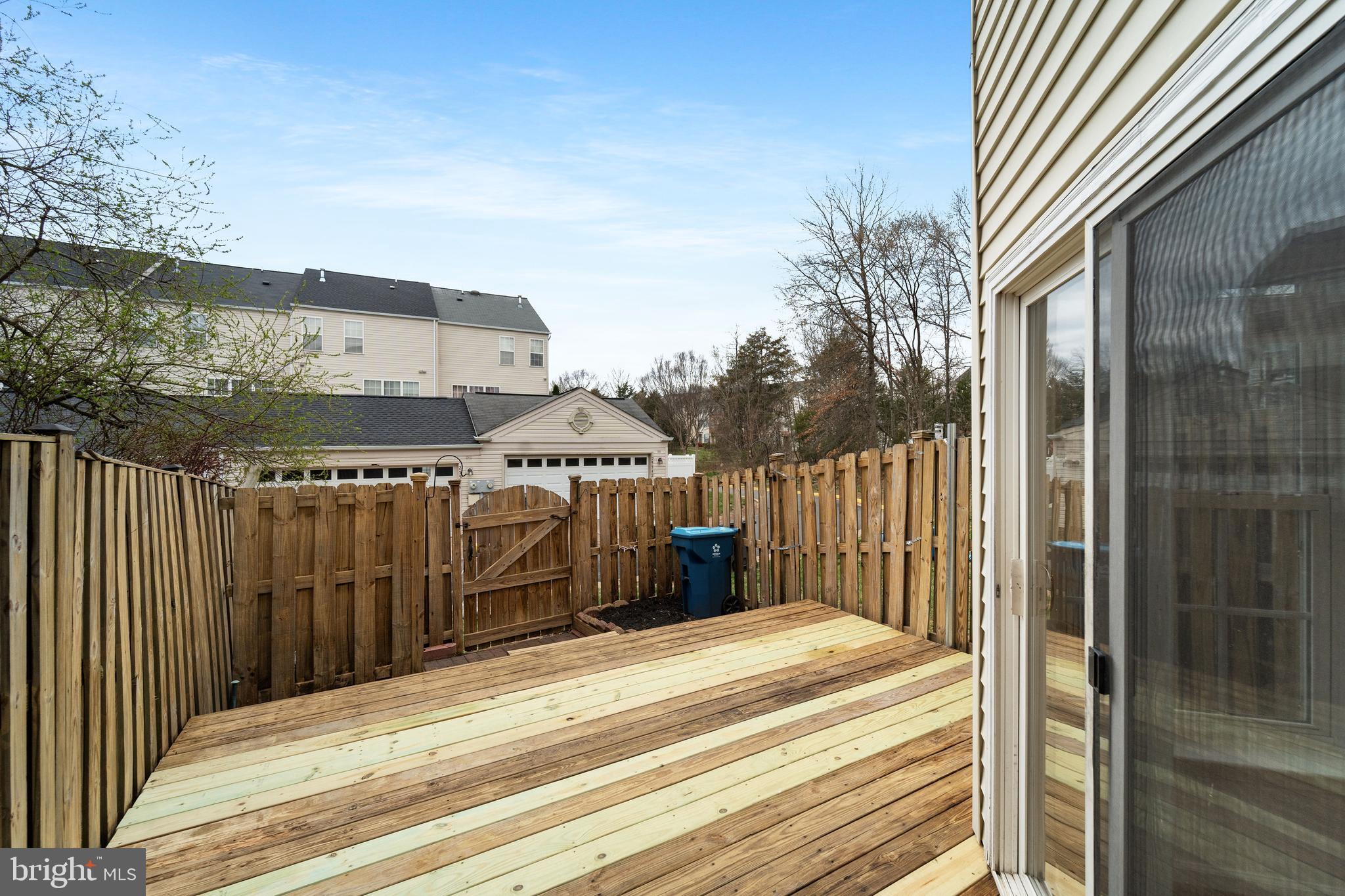 SOUTH RIDING - Residential Lease