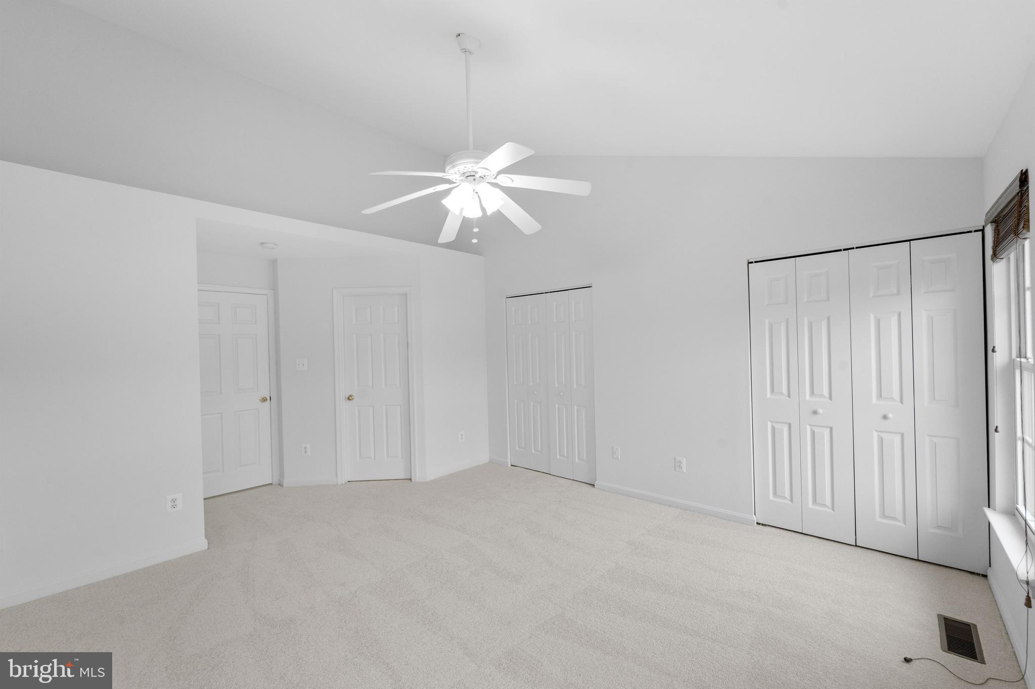 SOUTH RIDING - Residential Lease