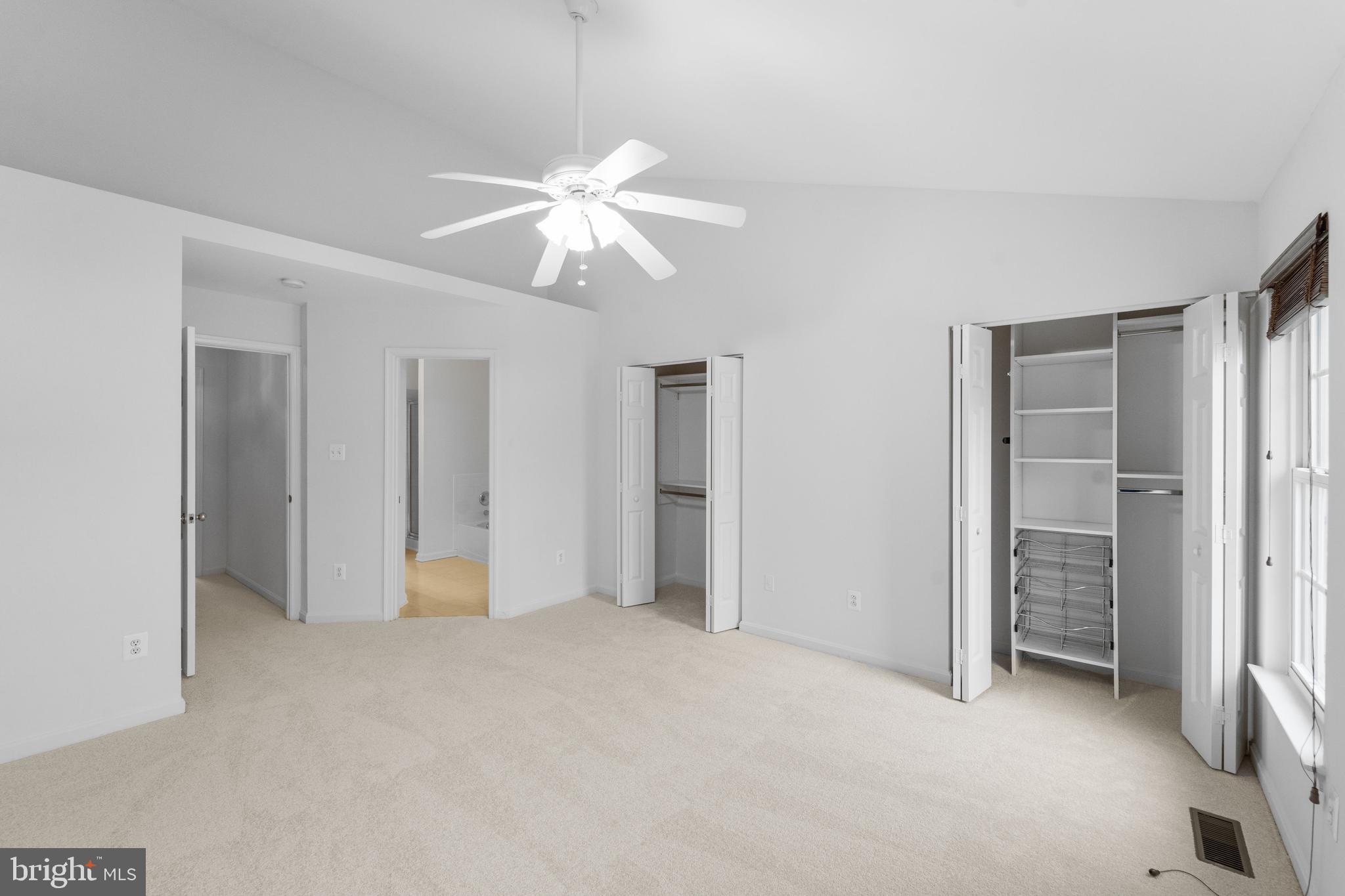 SOUTH RIDING - Residential Lease