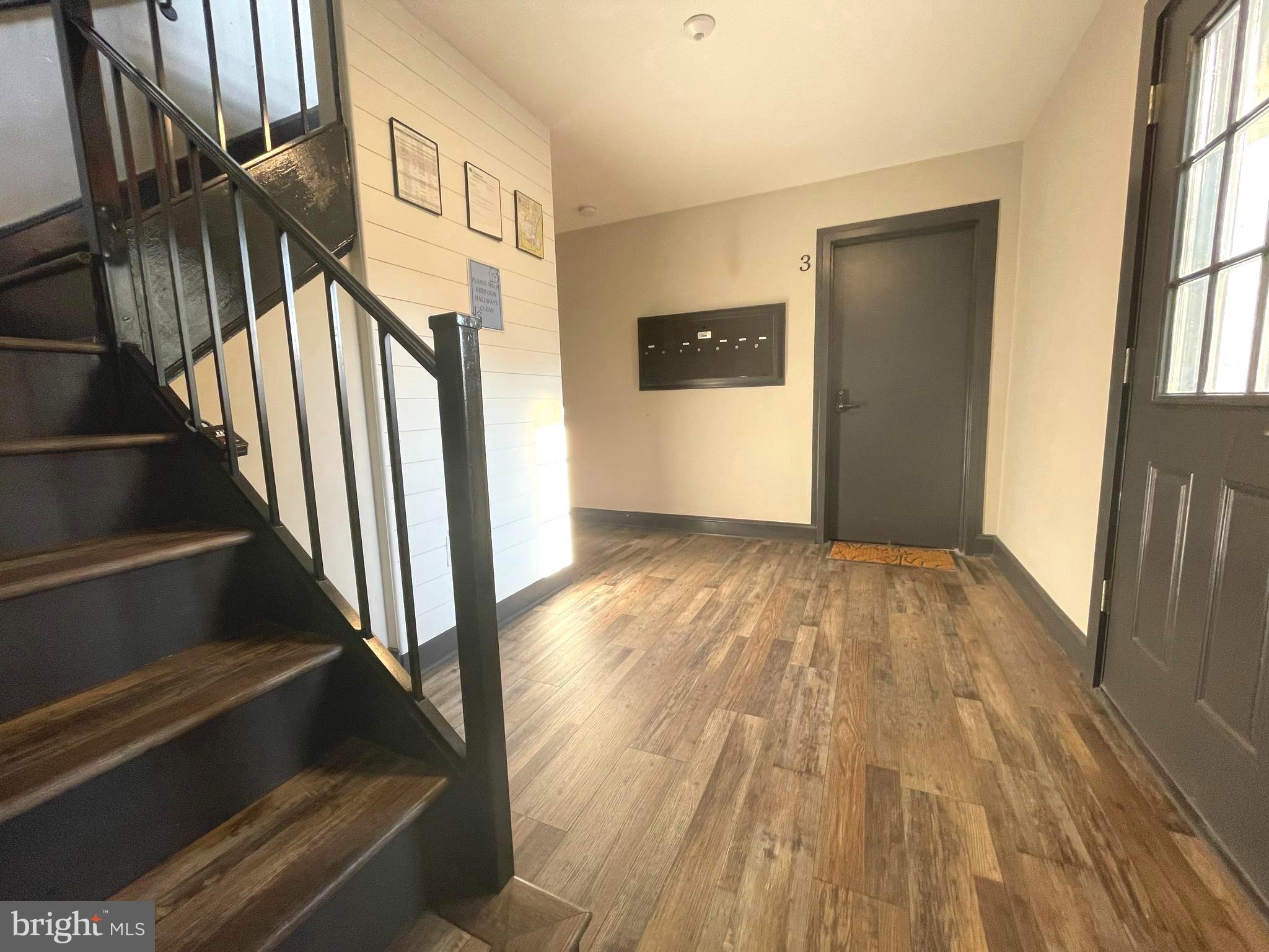 COLLEGE PARK - Residential Lease